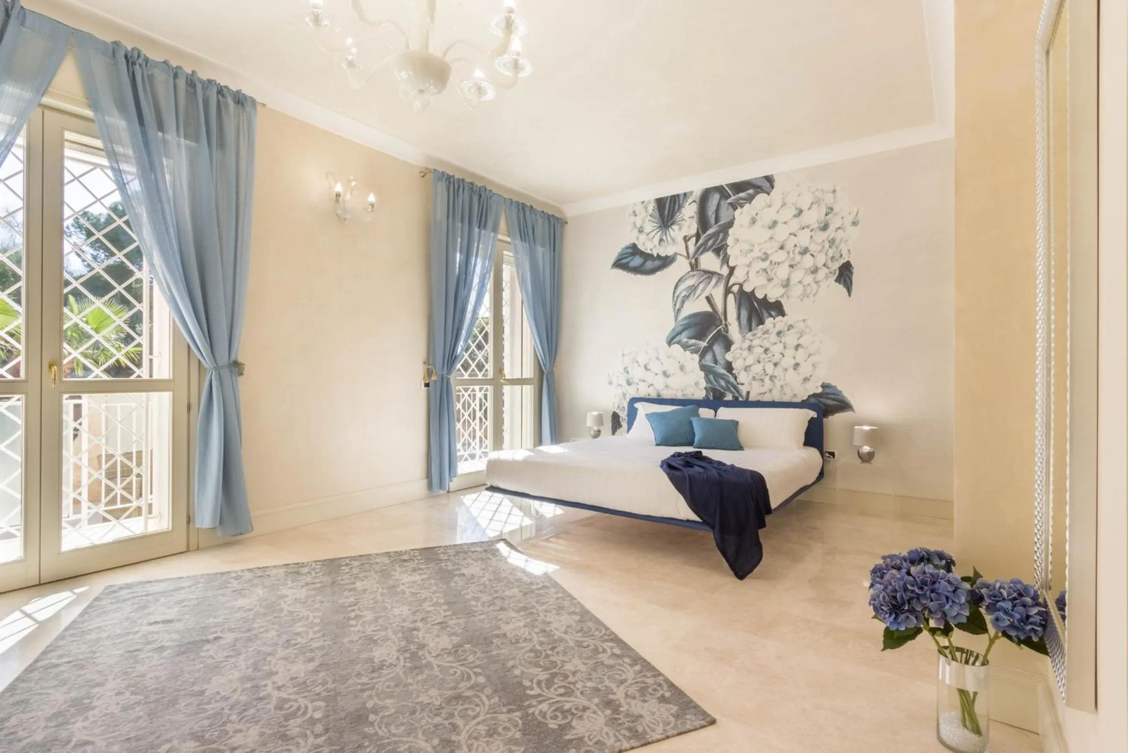 Photo of the whole room in Villa Furoa