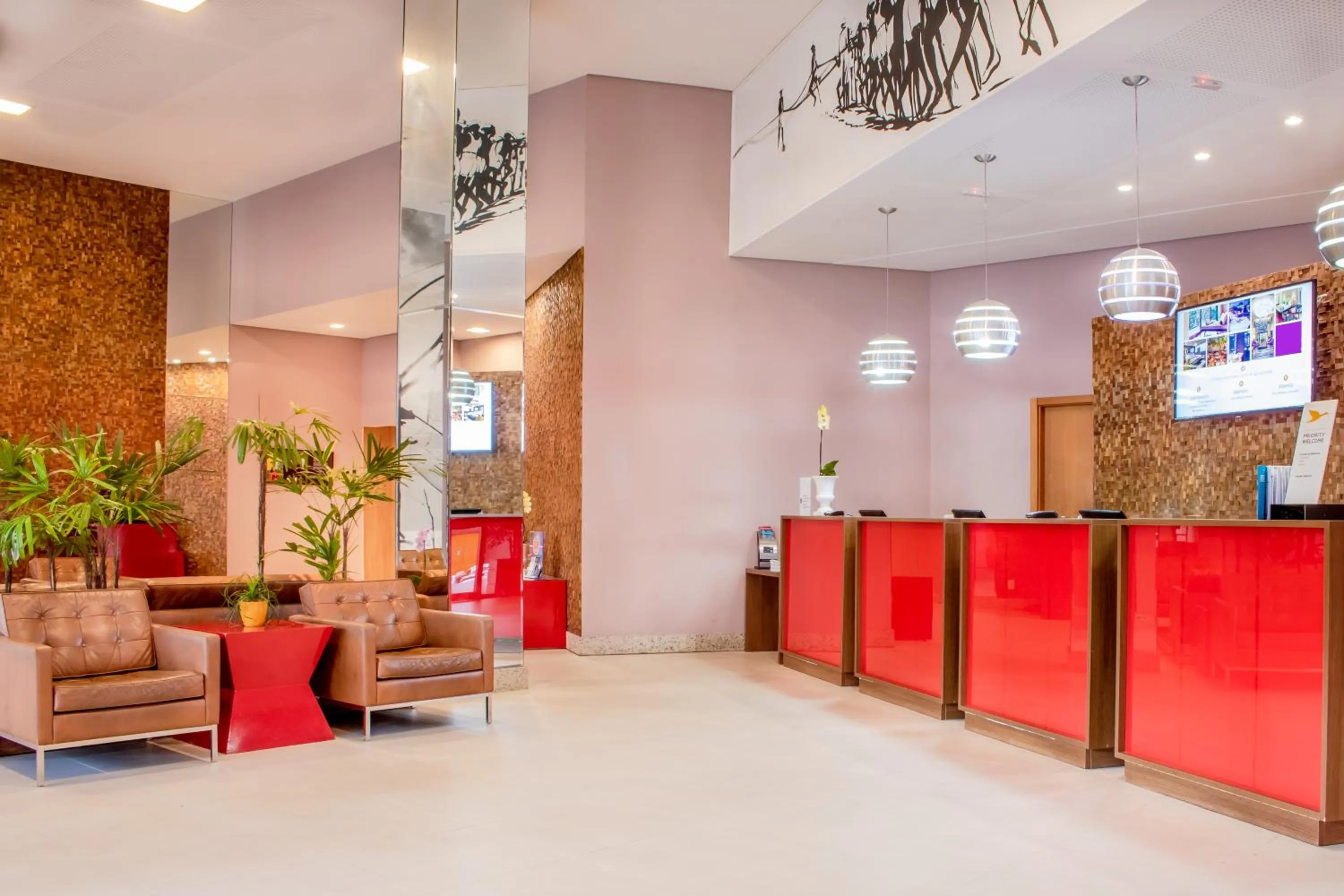 Lobby or reception in Mercure Salvador Boulevard Hotel