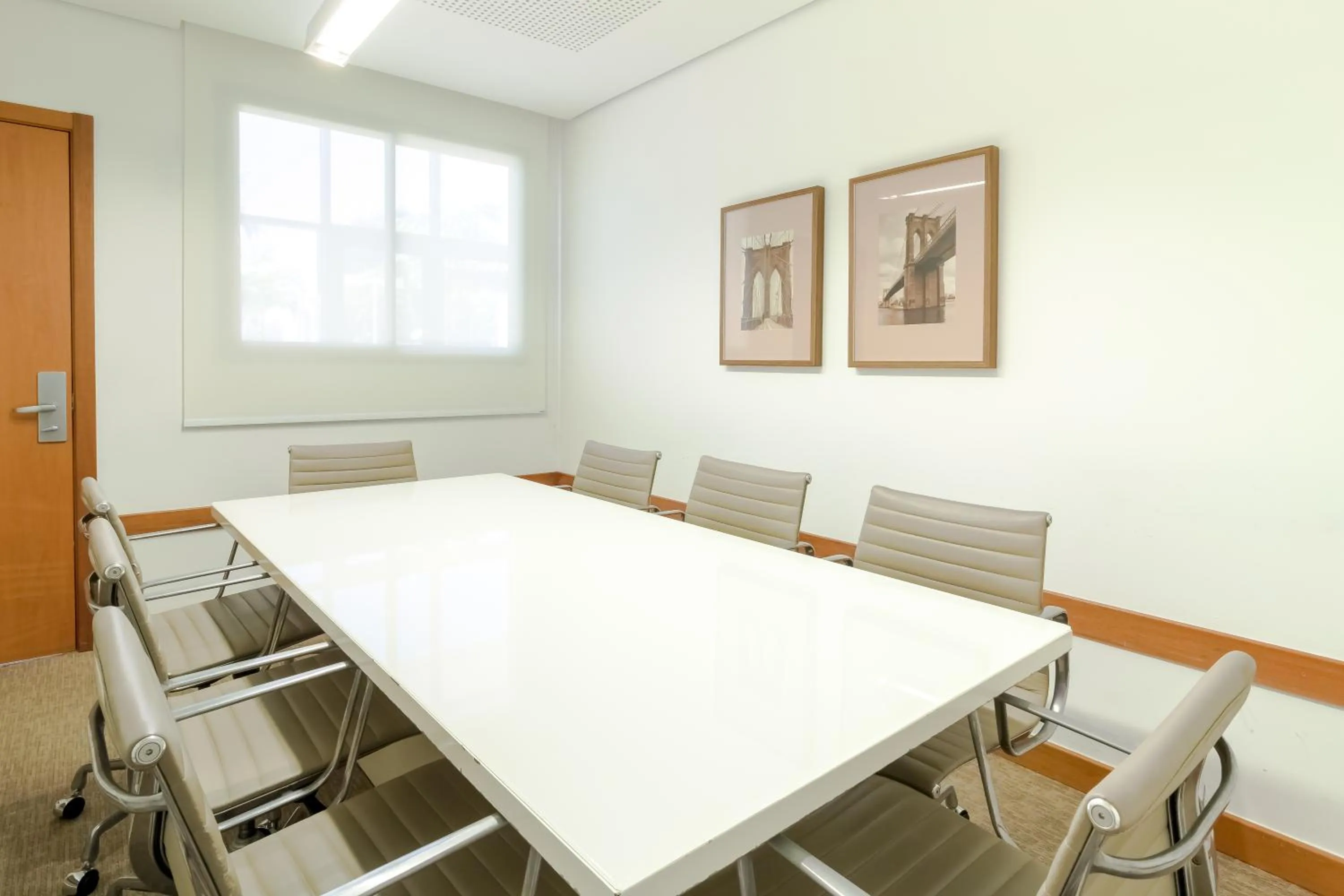 Business facilities in Mercure Salvador Boulevard Hotel