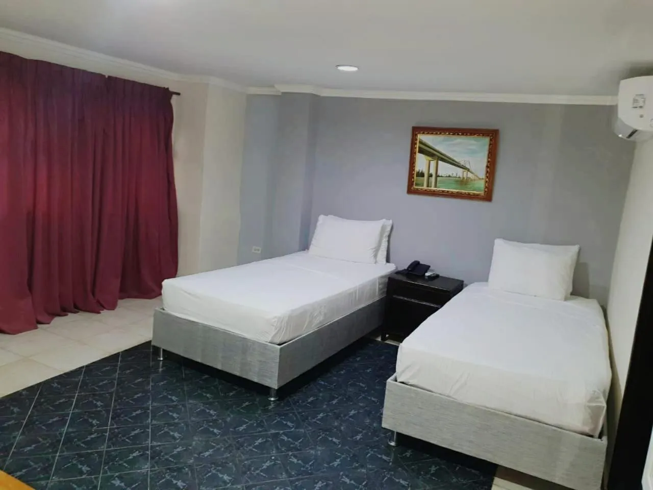 Photo of the whole room, Bed in Hotel Puerta de Oro