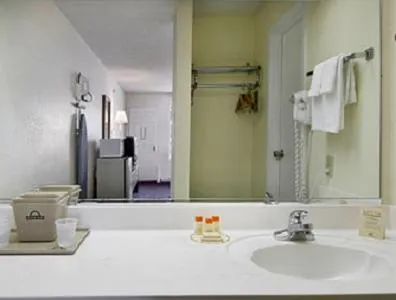 Days Inn by Wyndham Jacksonville