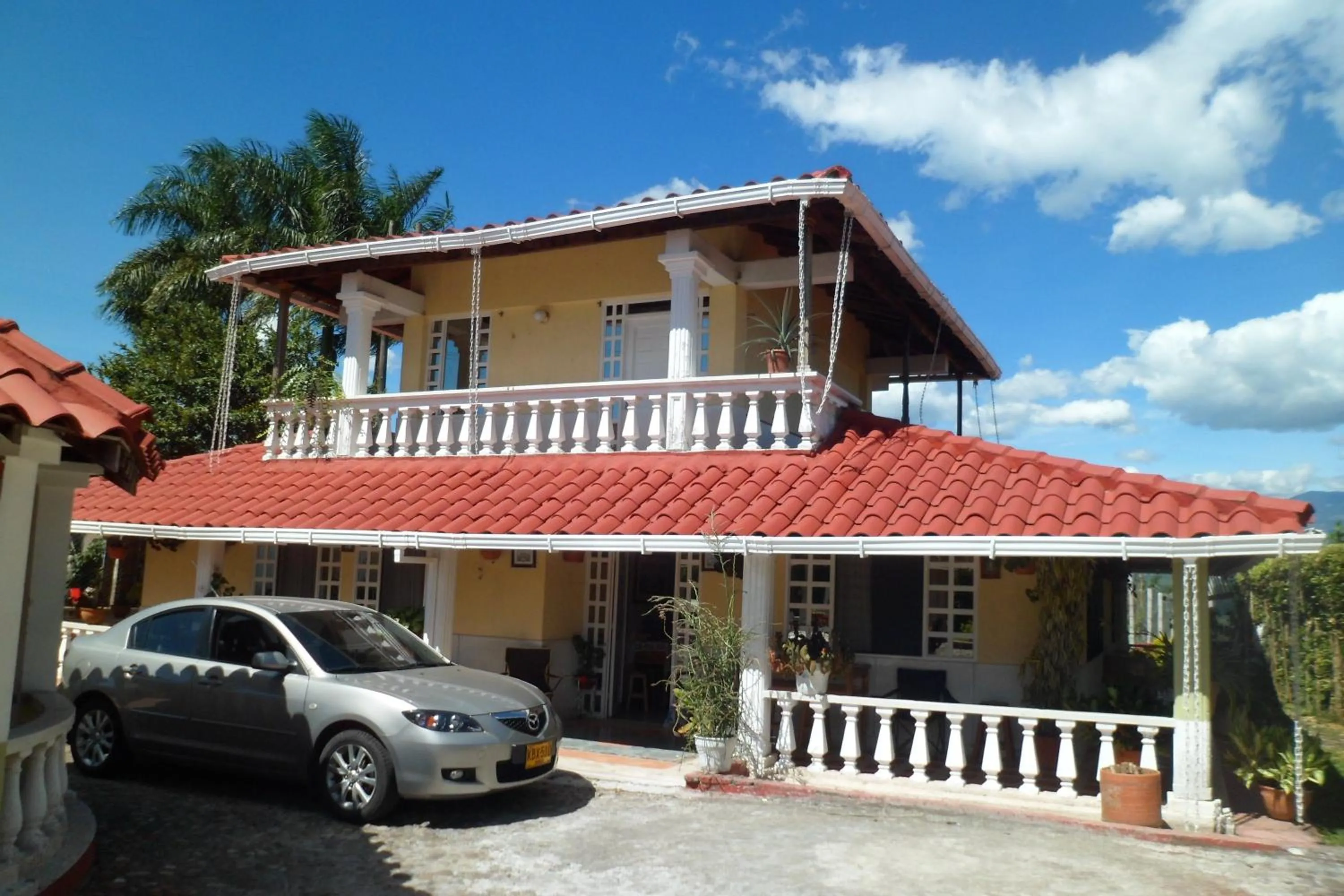 Property building in Casa Campestre La Colombiana
