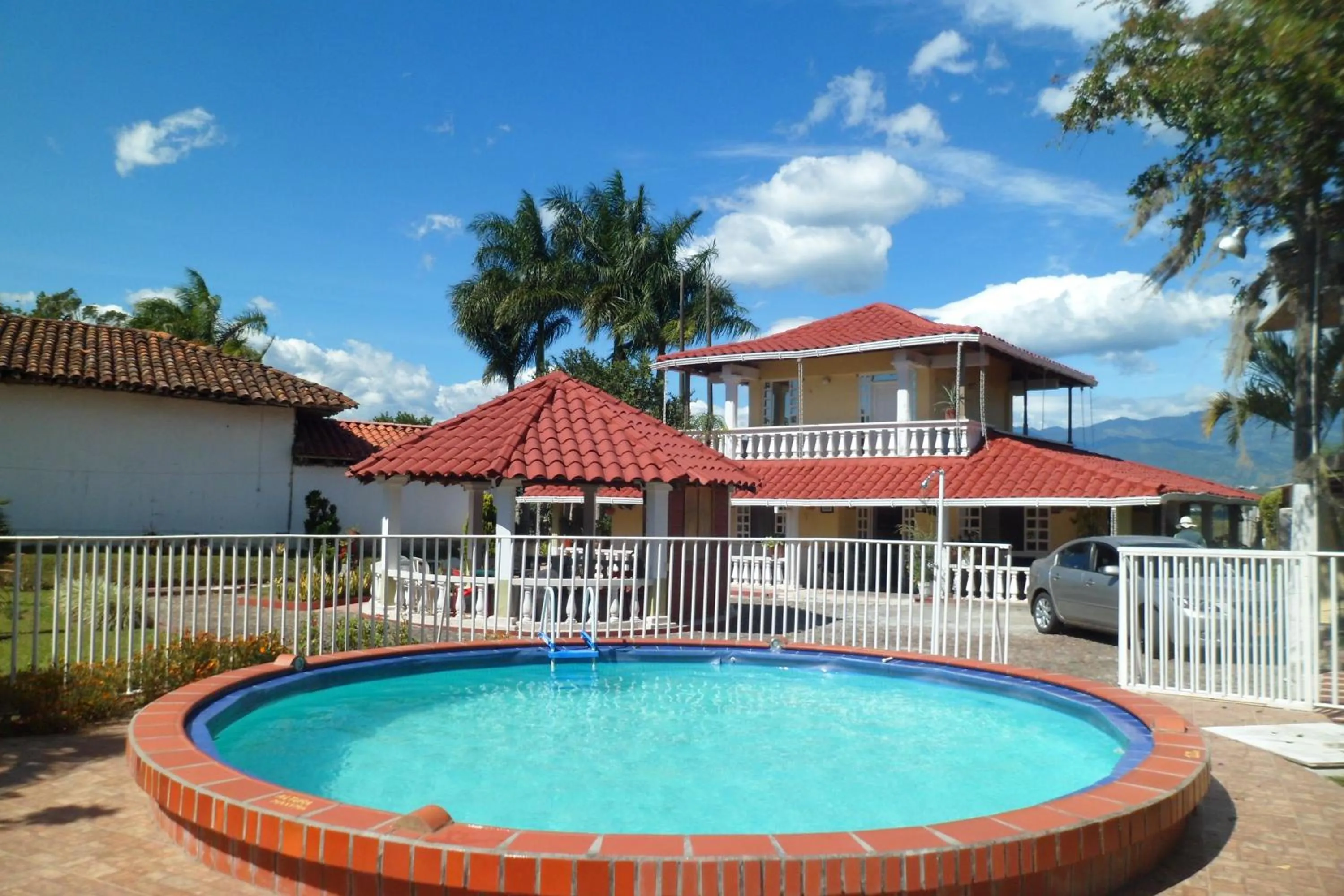 Pool view in Casa Campestre La Colombiana