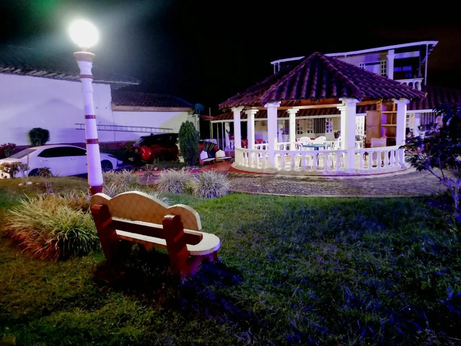 Night in Casa Campestre La Colombiana