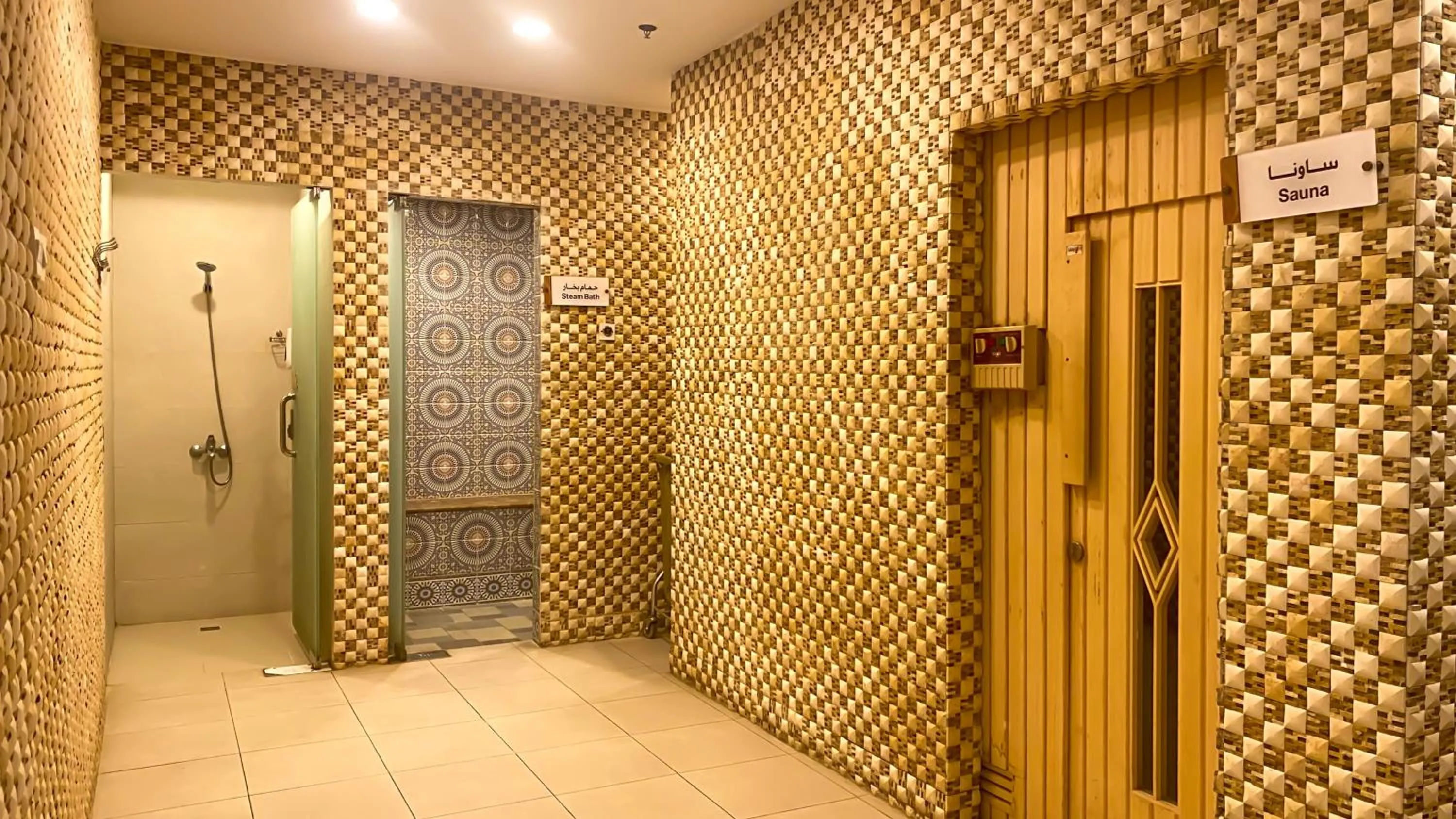 Shower in Al Maali Hotel Jazan