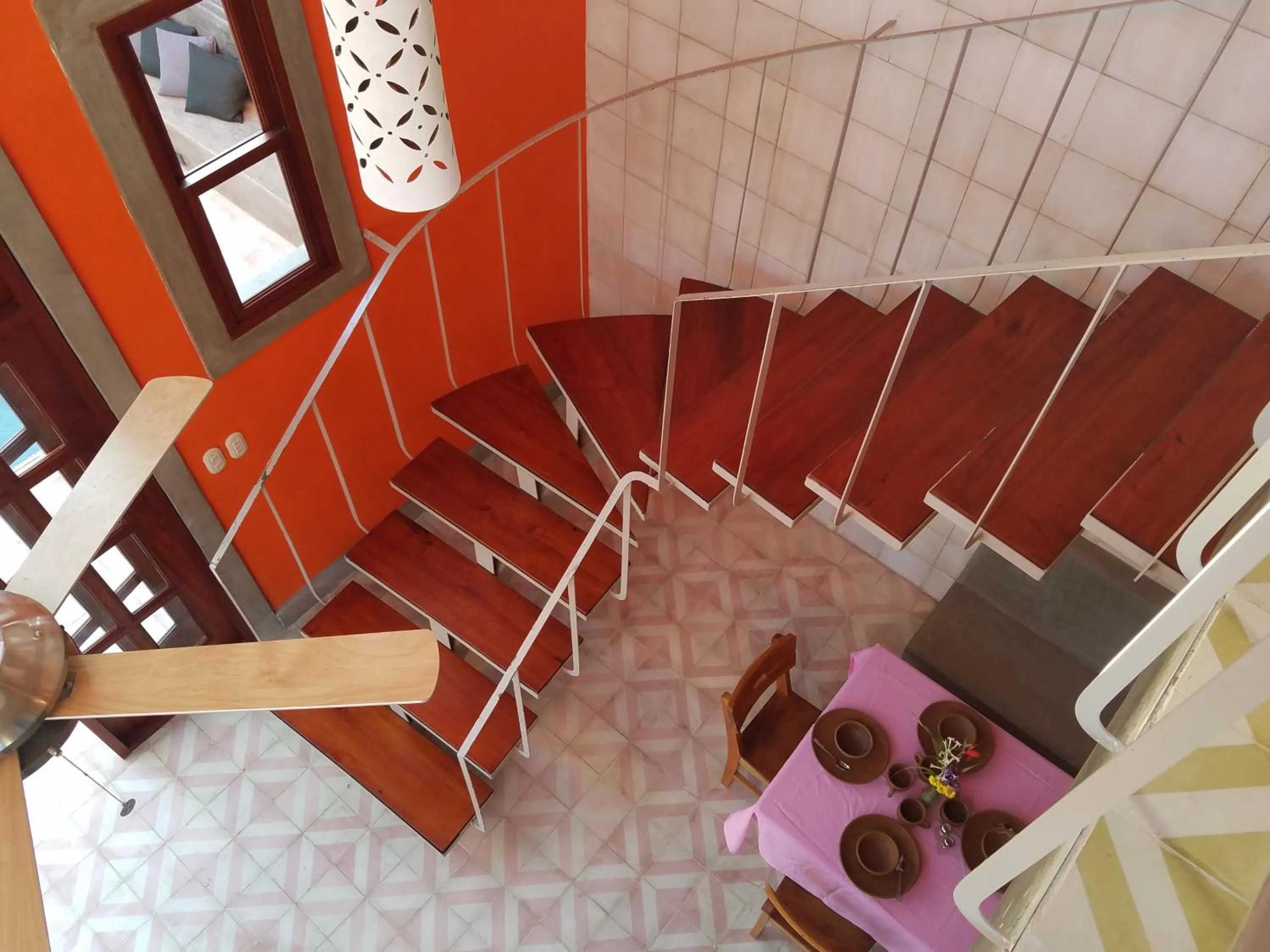 Area and facilities in Nest Bar Casita, Granada