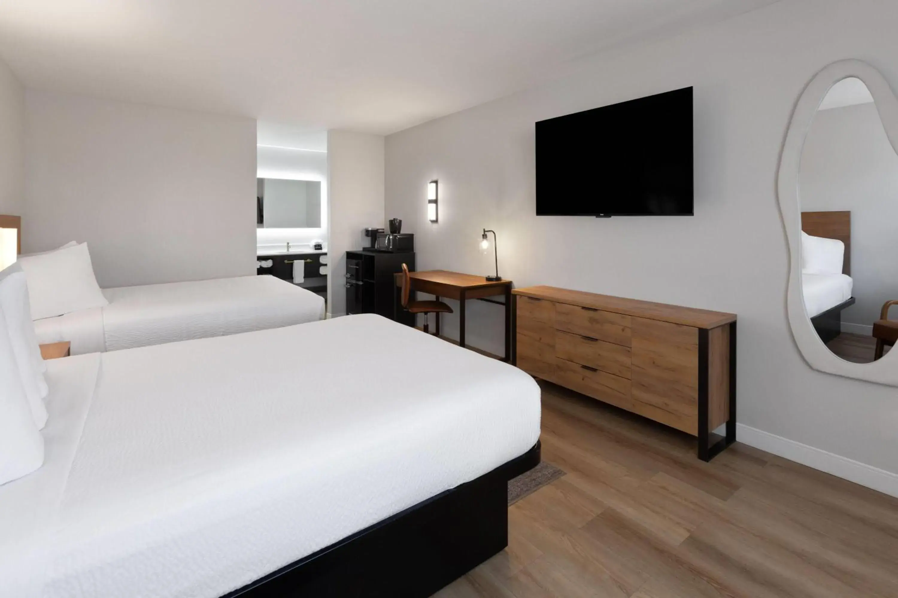 Photo of the whole room, Bed in Kokopelli Inn Sedona, Trademark Collection by Wyndham Photo of the whole room, Bed in Kokopelli Inn Sedona, Trademark Collection by Wyndham