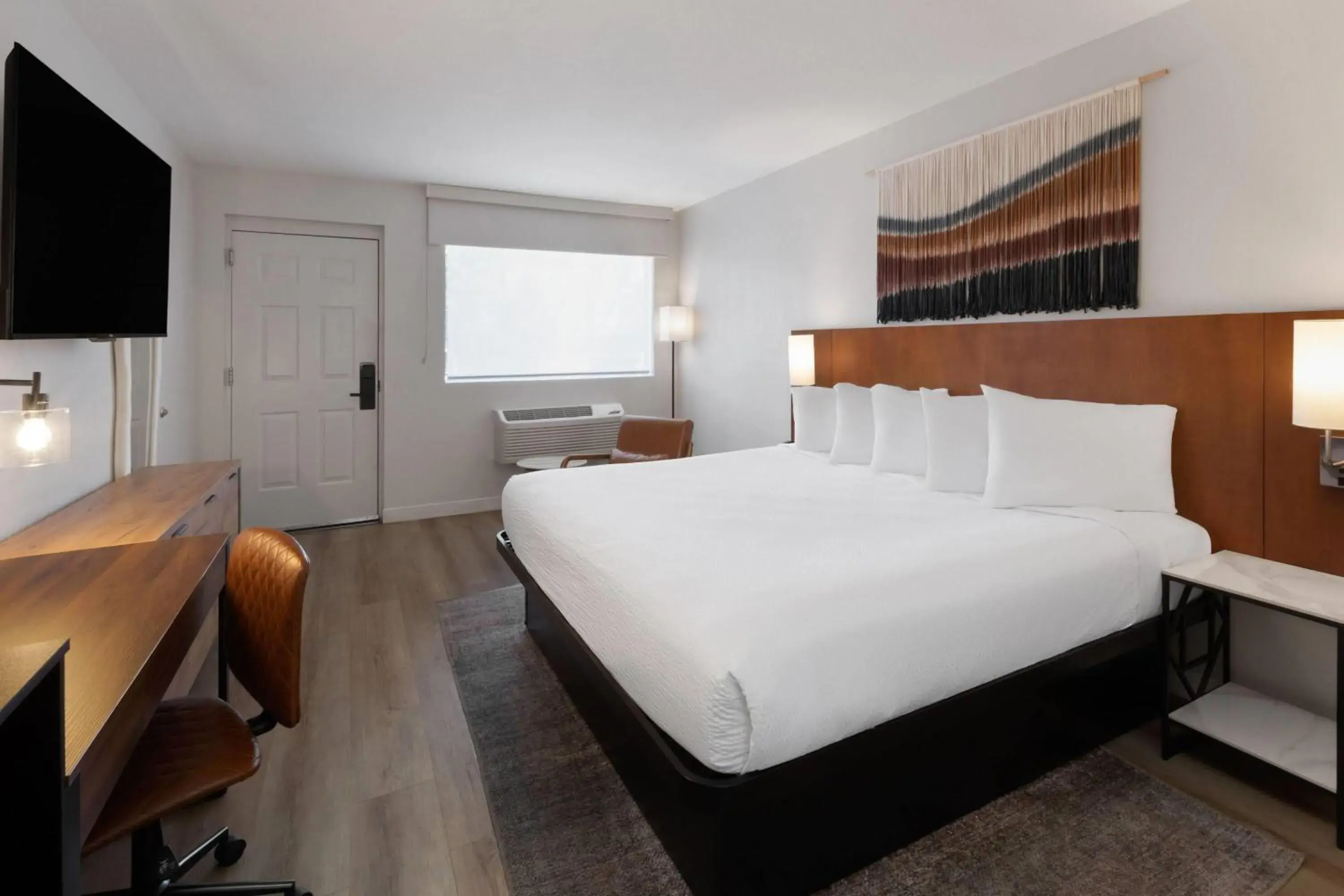 Photo of the whole room, Bed in Kokopelli Inn Sedona, Trademark Collection by Wyndham Photo of the whole room, Bed in Kokopelli Inn Sedona, Trademark Collection by Wyndham