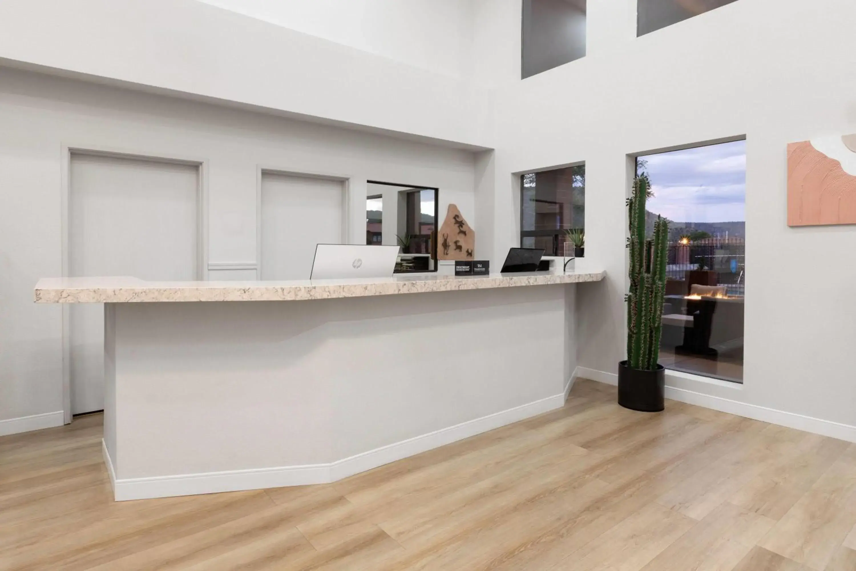 Lobby or reception in Kokopelli Inn Sedona, Trademark Collection by Wyndham Lobby or reception in Kokopelli Inn Sedona, Trademark Collection by Wyndham