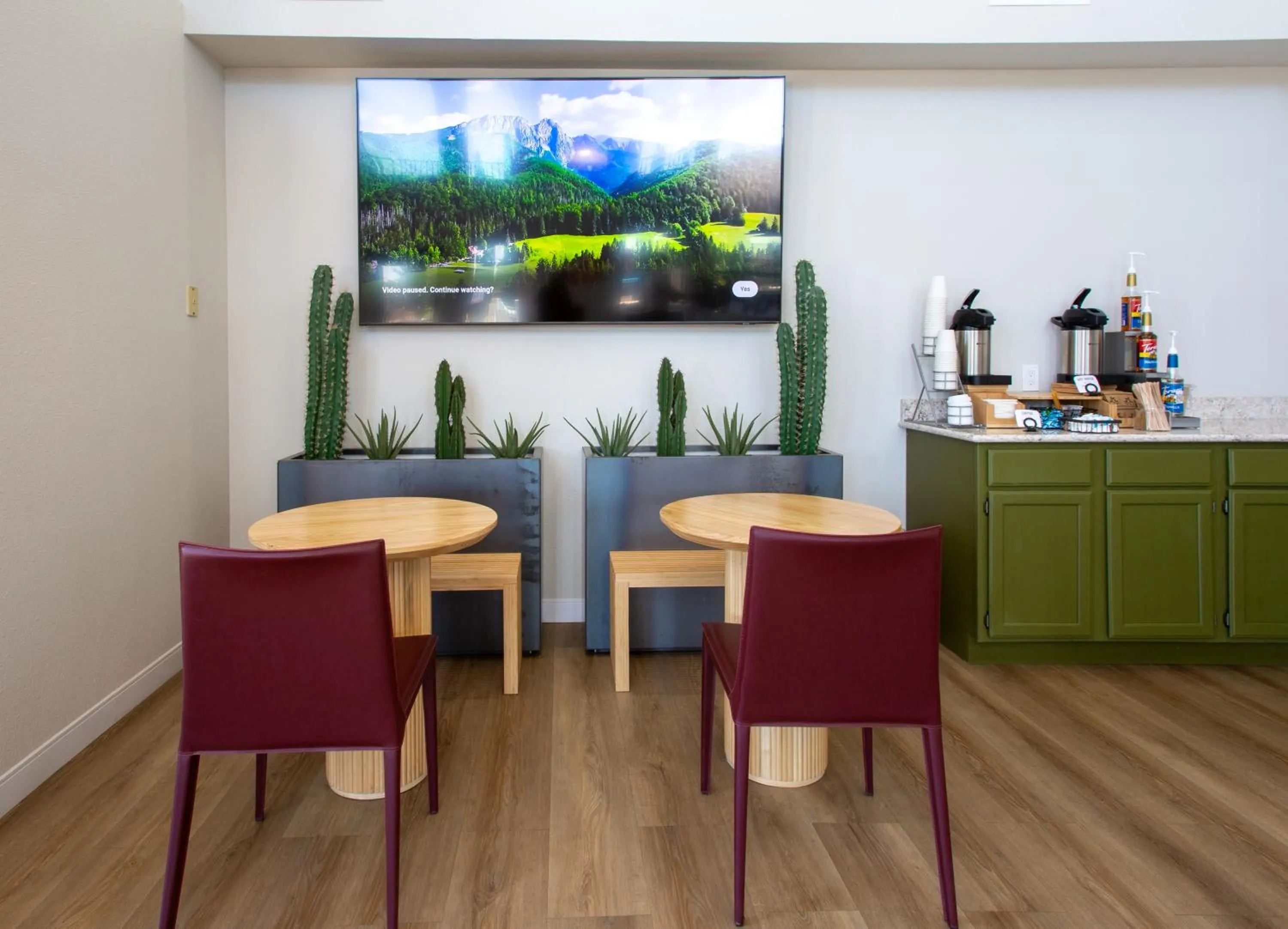 Coffee/tea facilities in Kokopelli Inn Sedona, Trademark Collection by Wyndham