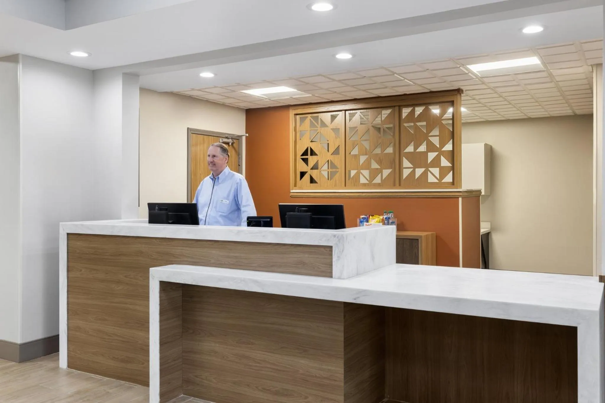 Property building in Candlewood Suites Sioux Falls by IHG