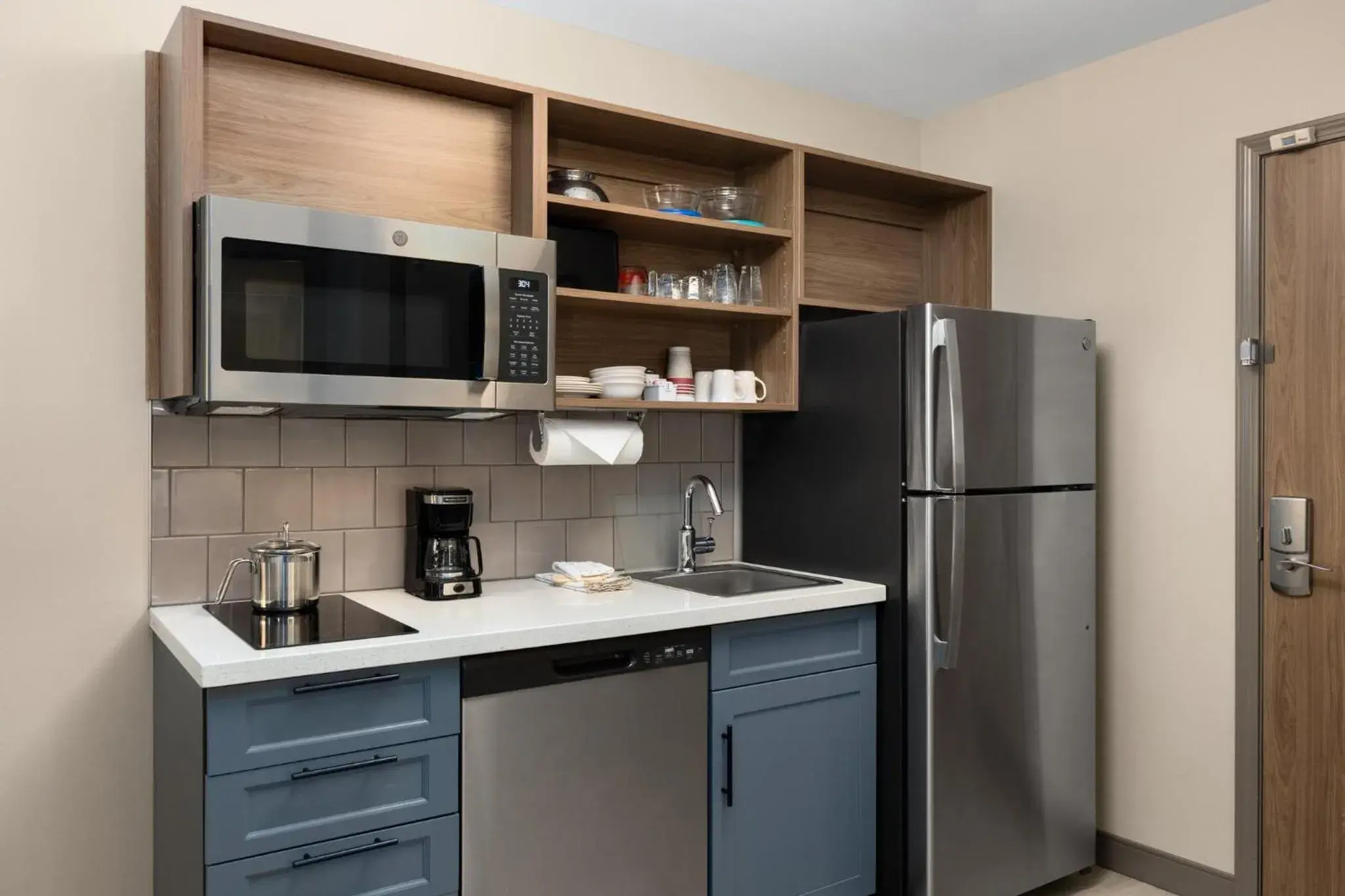 Studio Suite in Candlewood Suites Sioux Falls by IHG Studio Suite in Candlewood Suites Sioux Falls by IHG