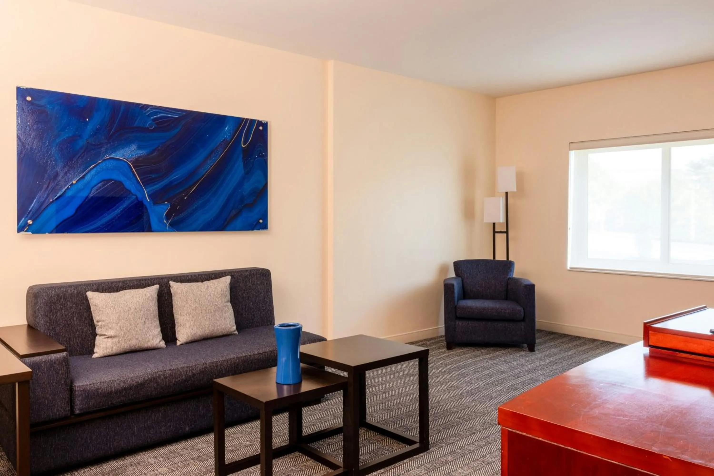 Photo of the whole room in Courtyard Toluca Tollocan