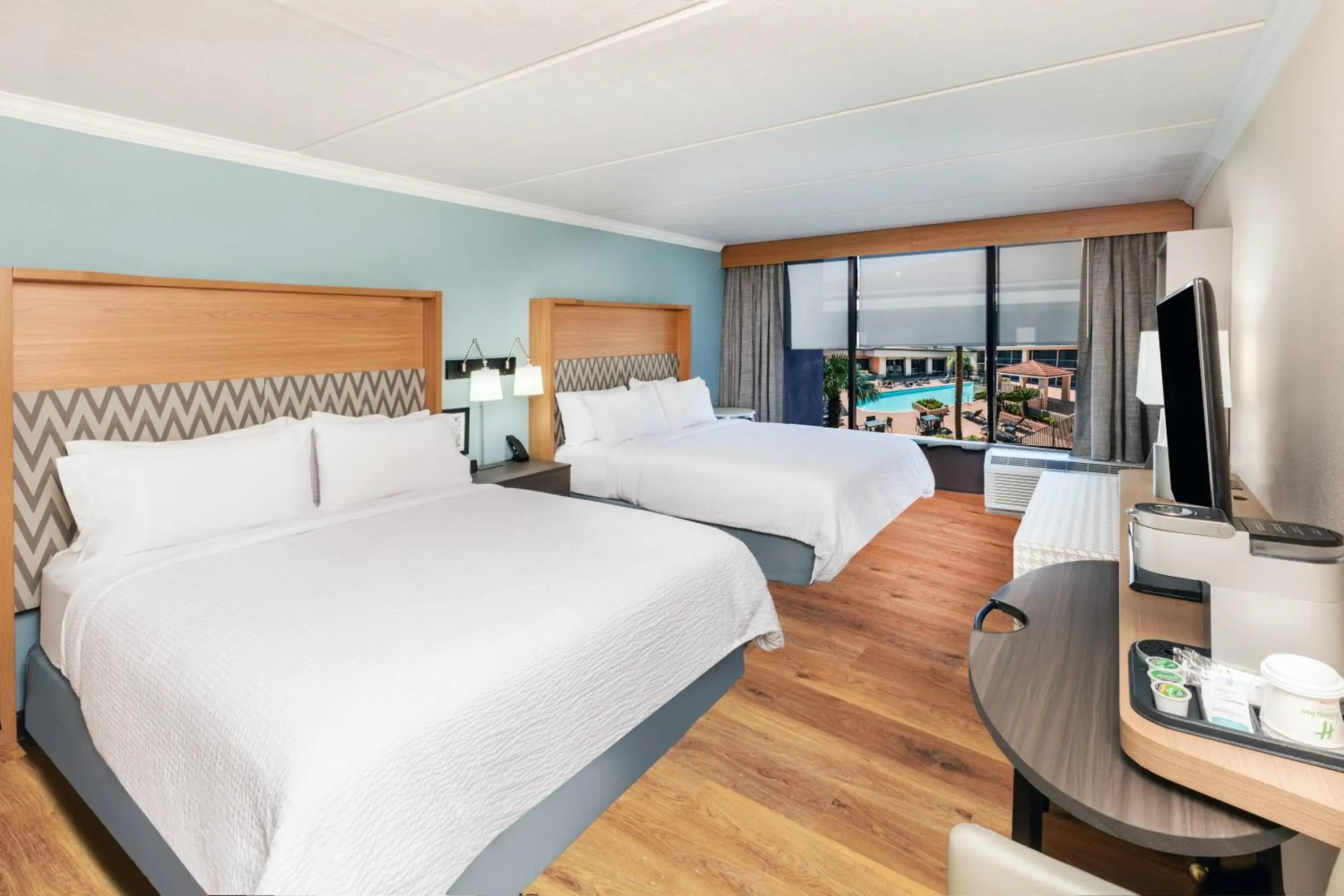 Bed in Holiday Inn Port Arthur - Park Central by IHG Bed in Holiday Inn Port Arthur - Park Central by IHG