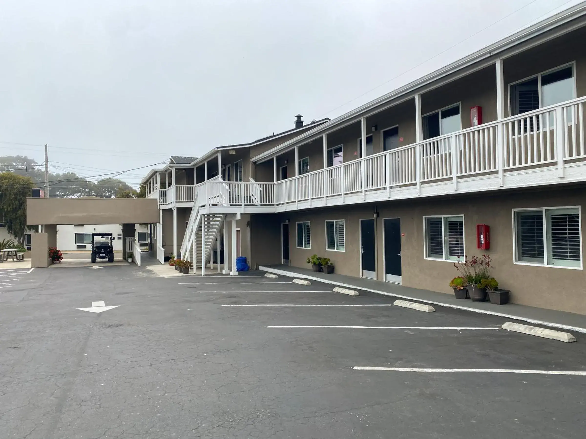 Property building in Rockview Inn and Suites Property building in Rockview Inn and Suites