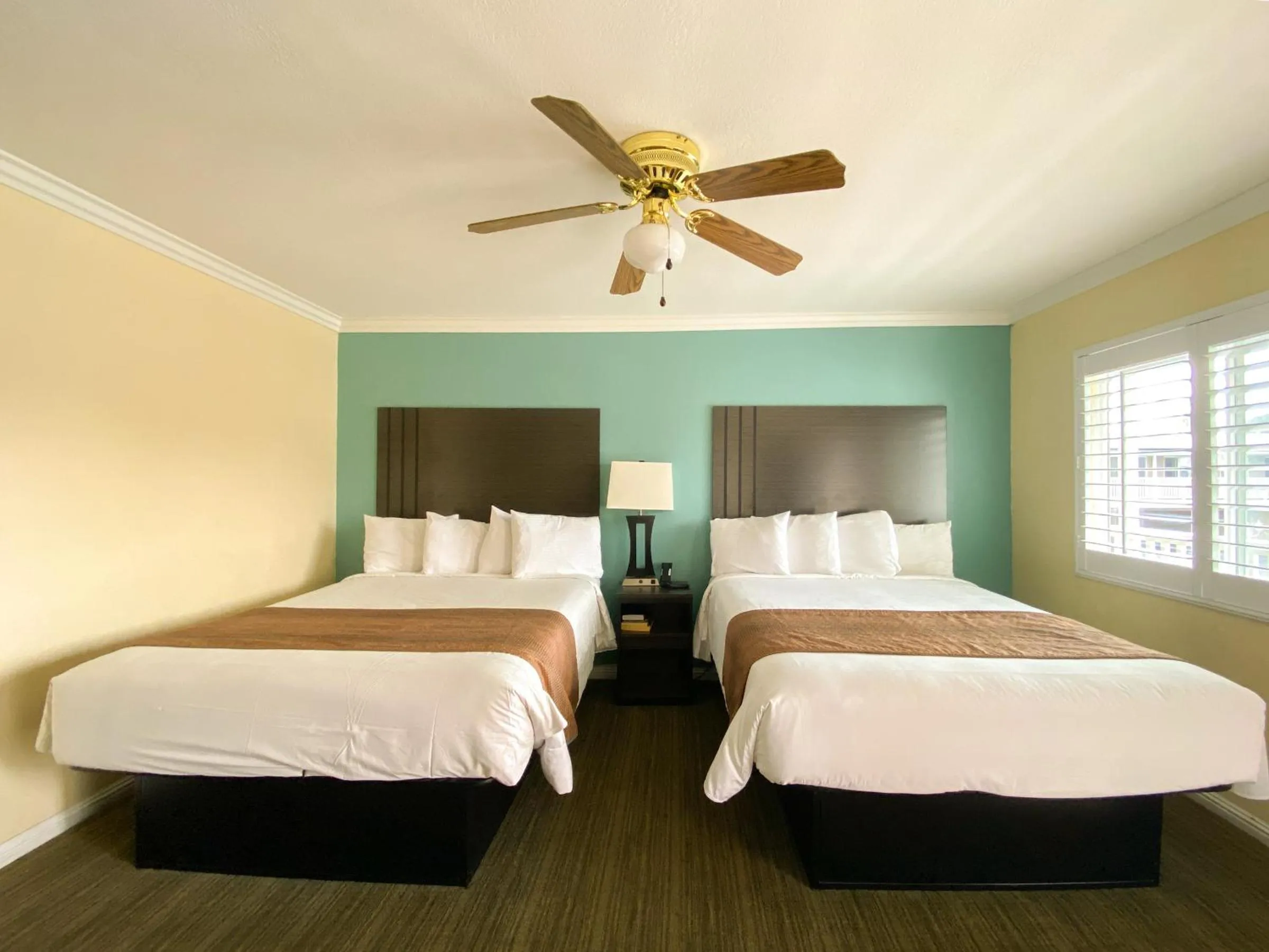 Bedroom, Bed in Rockview Inn and Suites