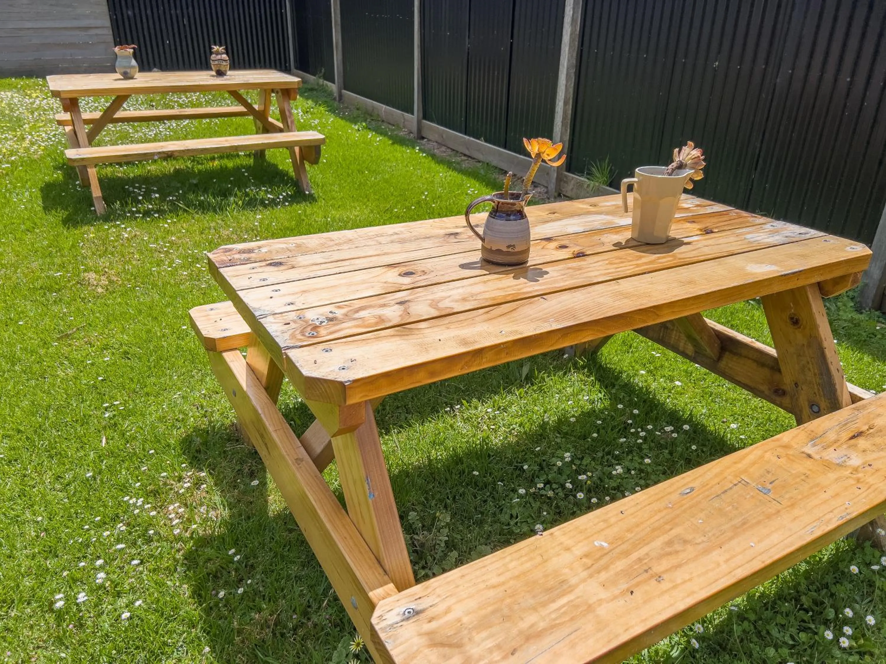 Seating area in A1 Motels and Apartments Port Fairy