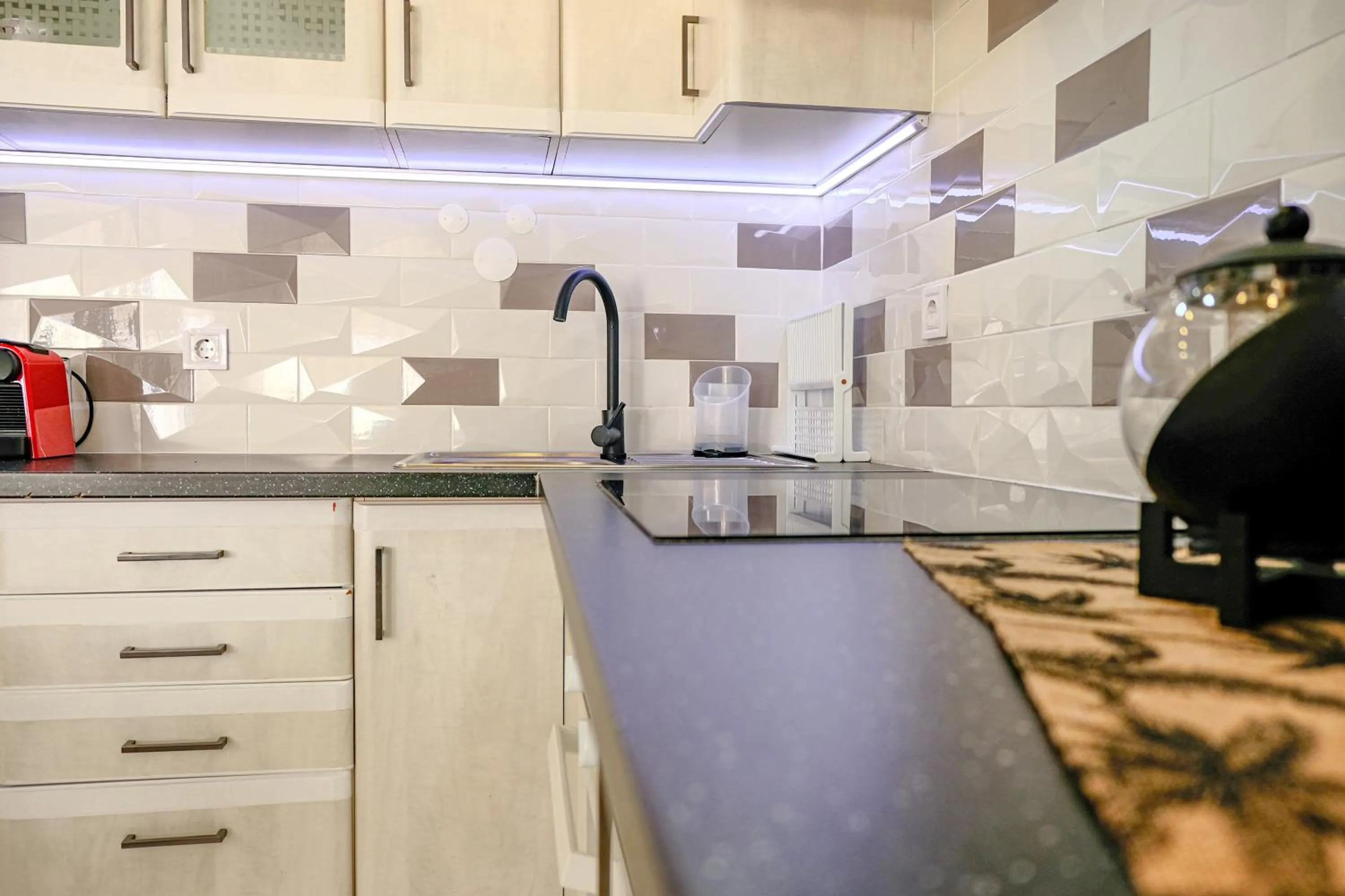Kitchen or kitchenette in Préstige Holidays Alojamentos