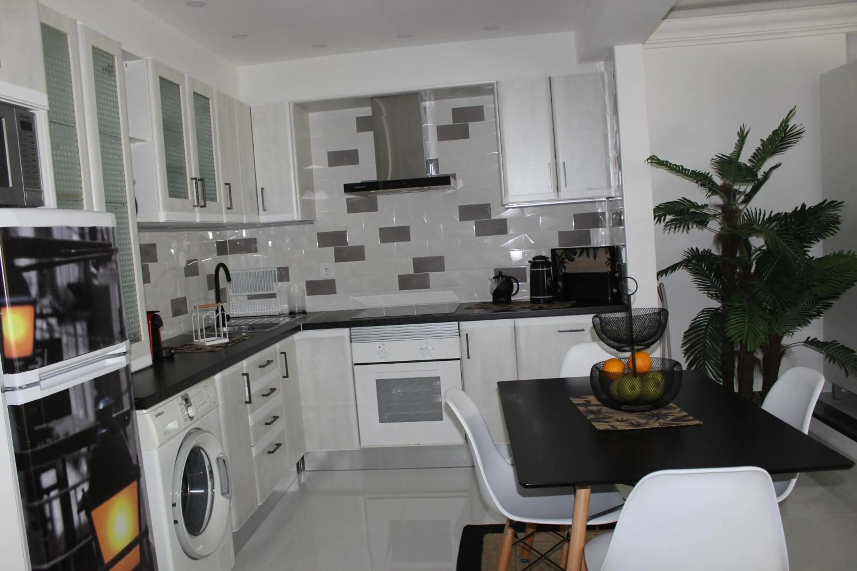 Kitchen or kitchenette in Préstige Holidays Alojamentos