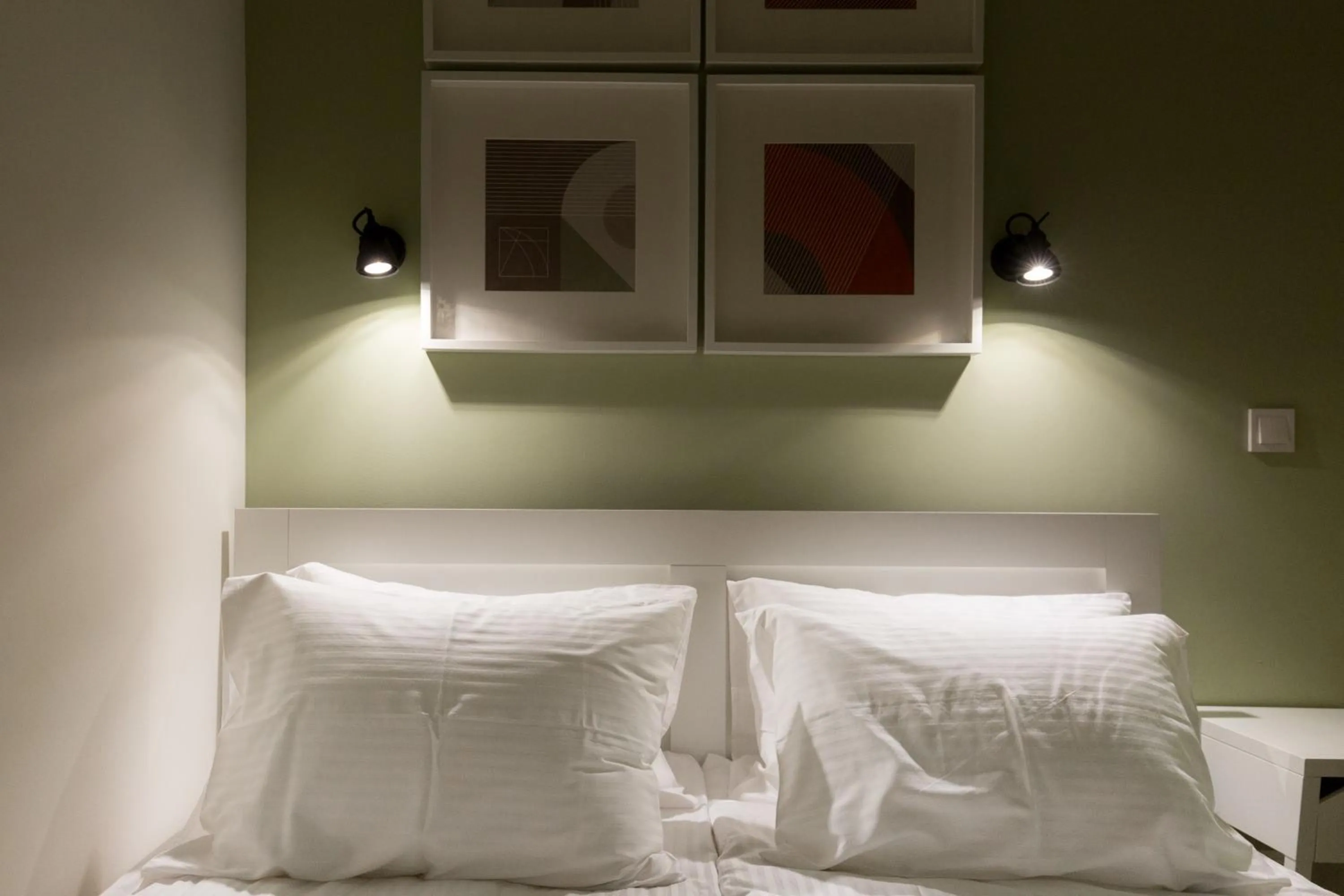 Bed in Dinostratus House