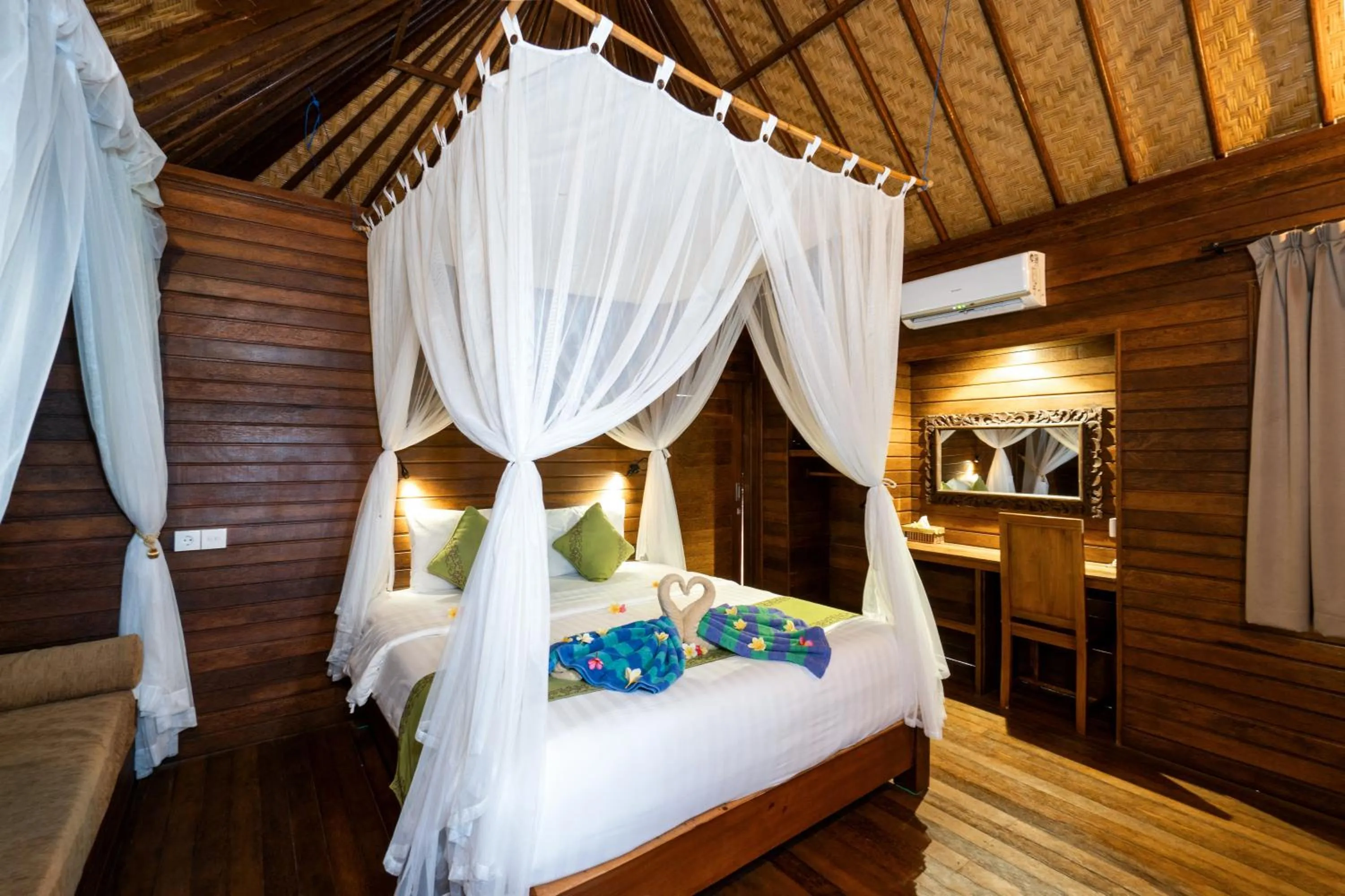 Bed in Sedok Jineng Villa Lembongan