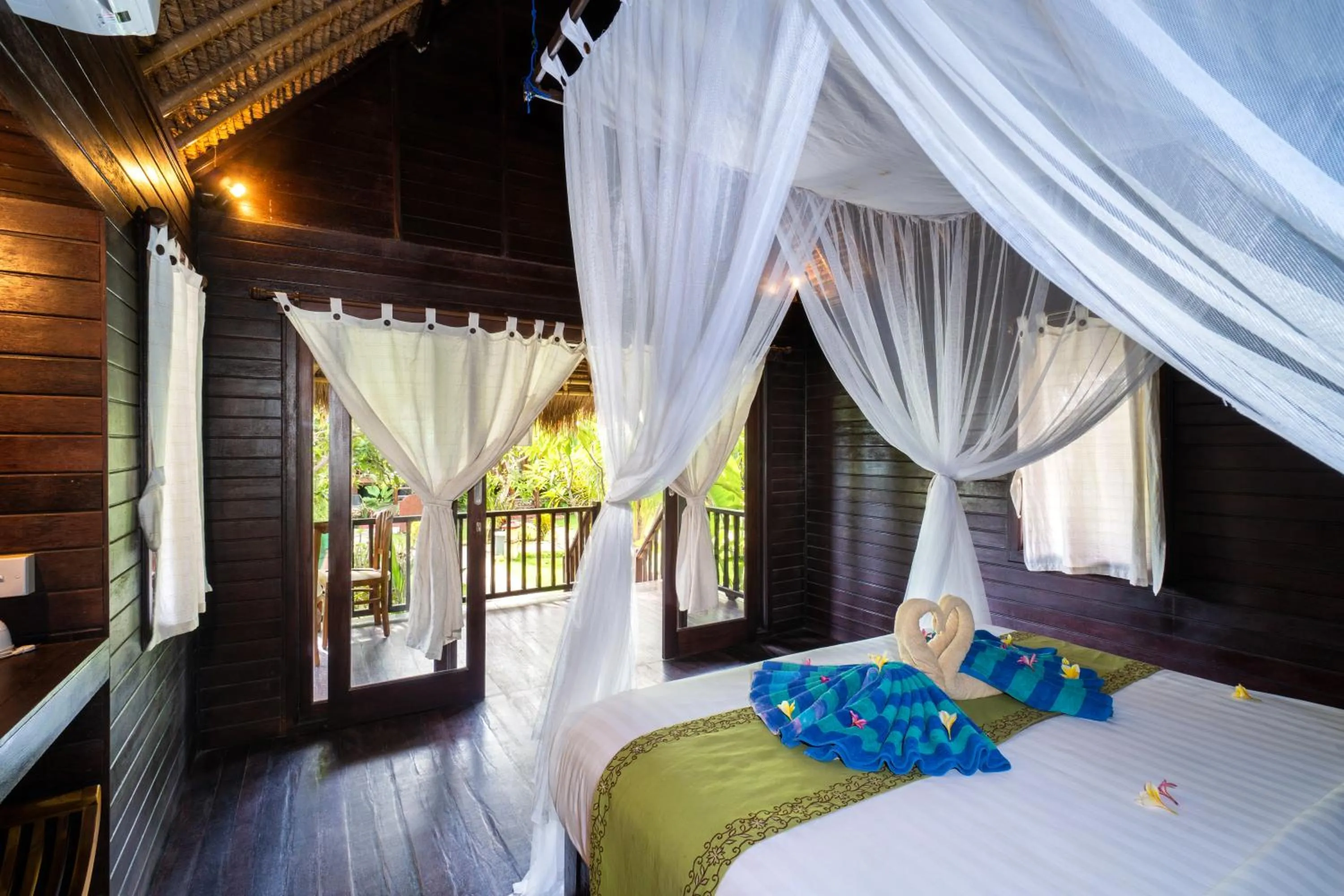 Bed in Sedok Jineng Villa Lembongan