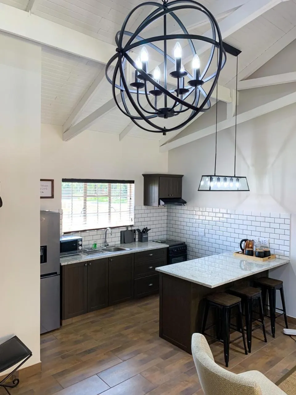 Kitchen or kitchenette in Modern Farm
