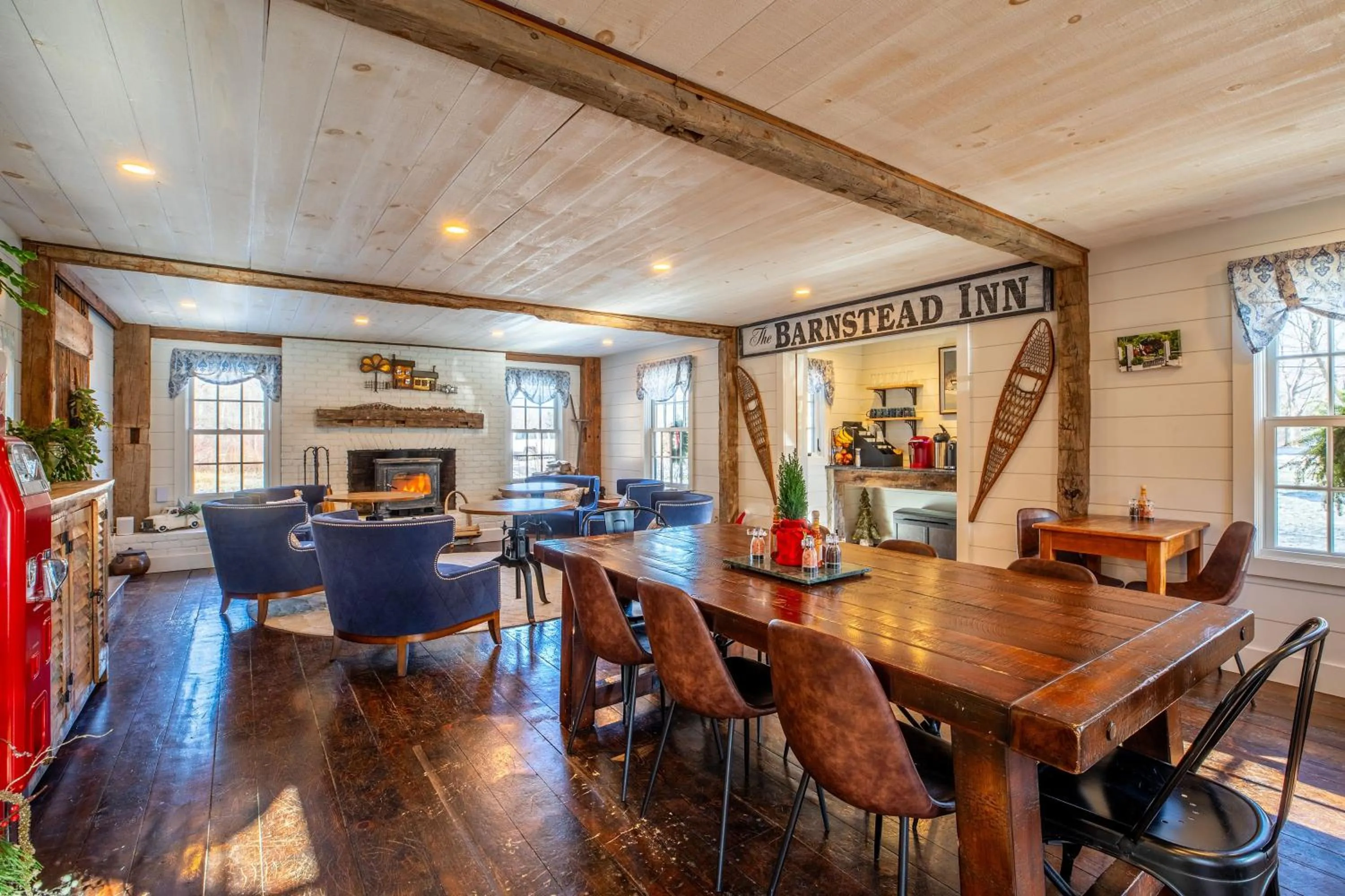 Living room in The Barnstead Inn
