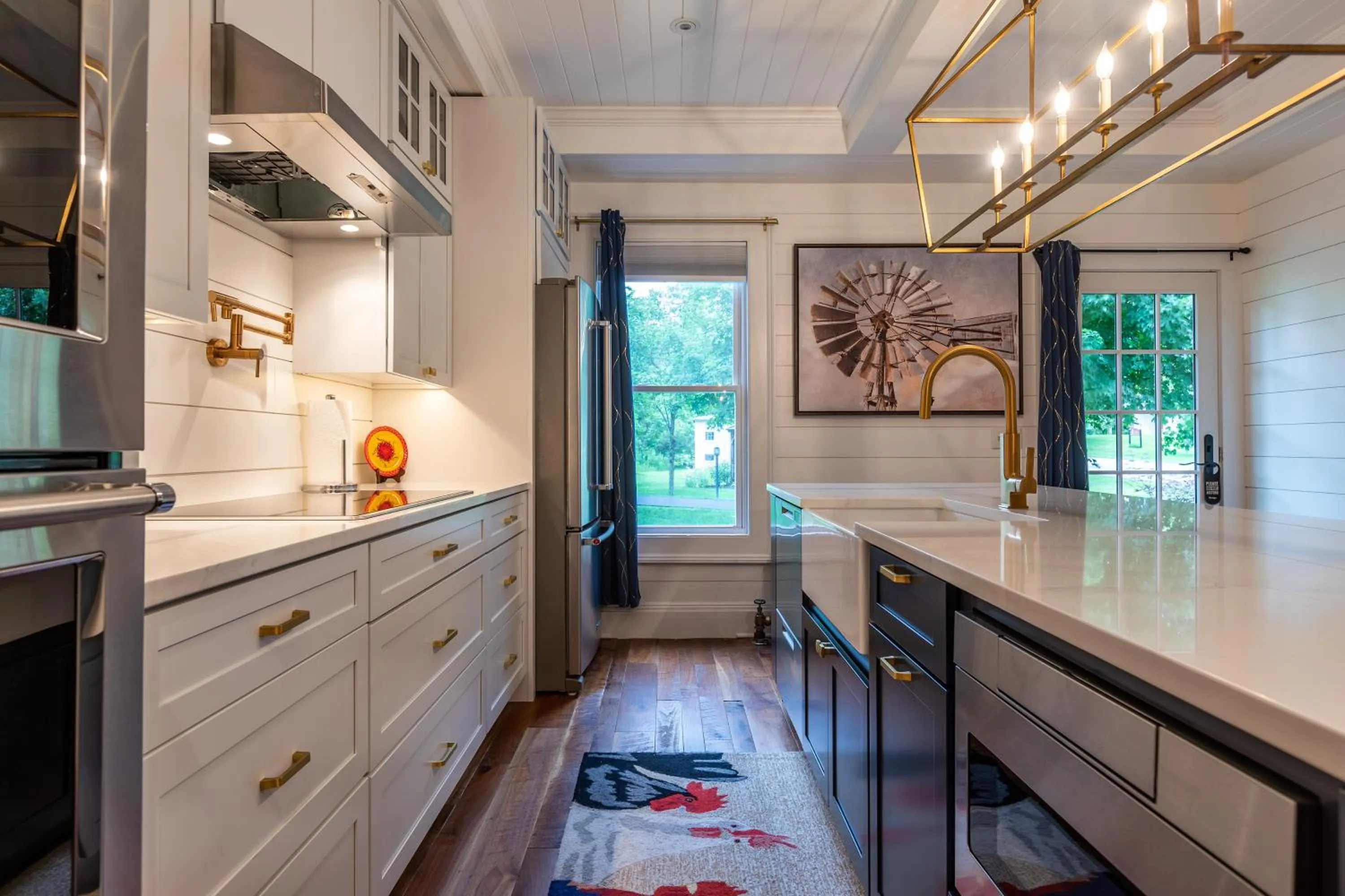 Kitchen or kitchenette in The Barnstead Inn