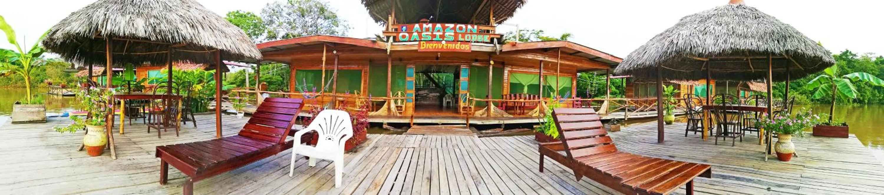 Property building in Amazon Oasis Floating Lodge