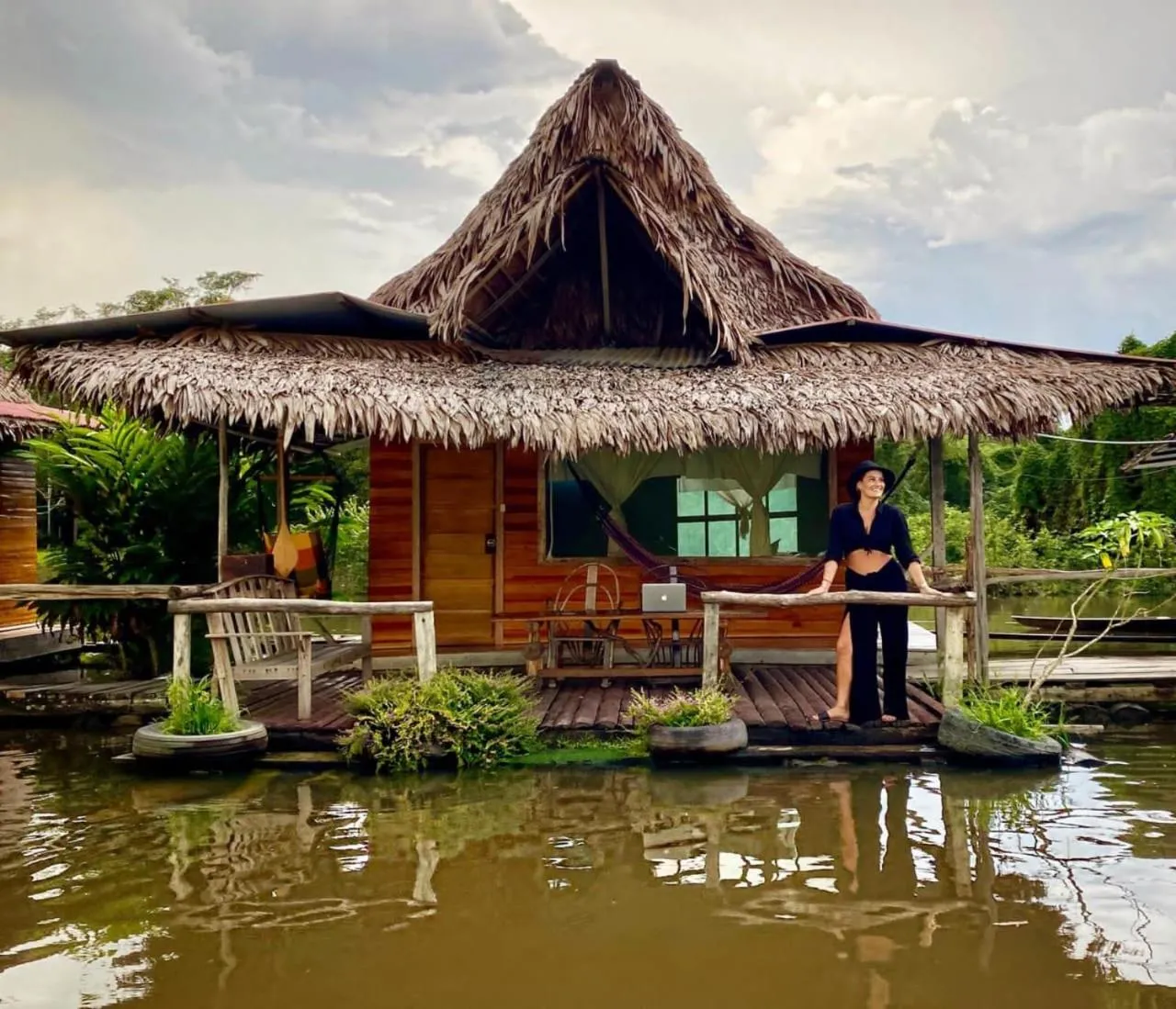 Amazon Oasis Floating Lodge