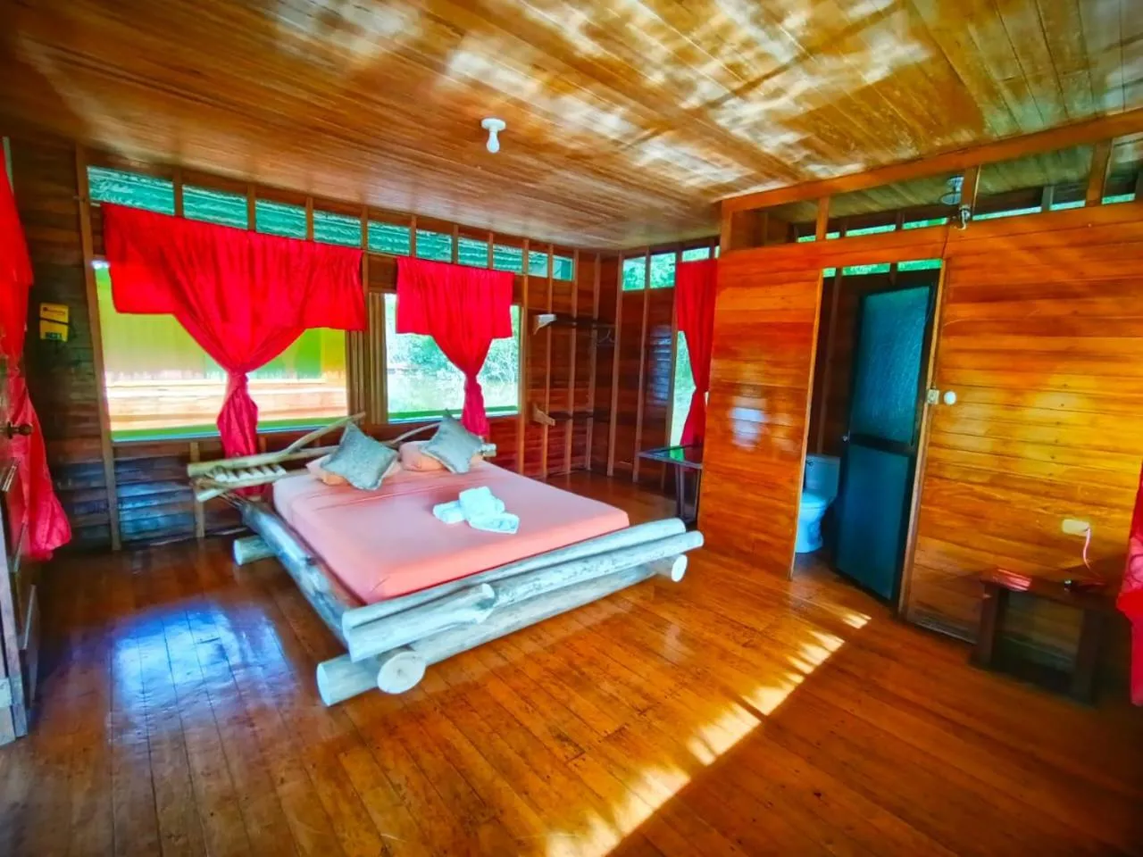 Bed in Amazon Oasis Floating Lodge