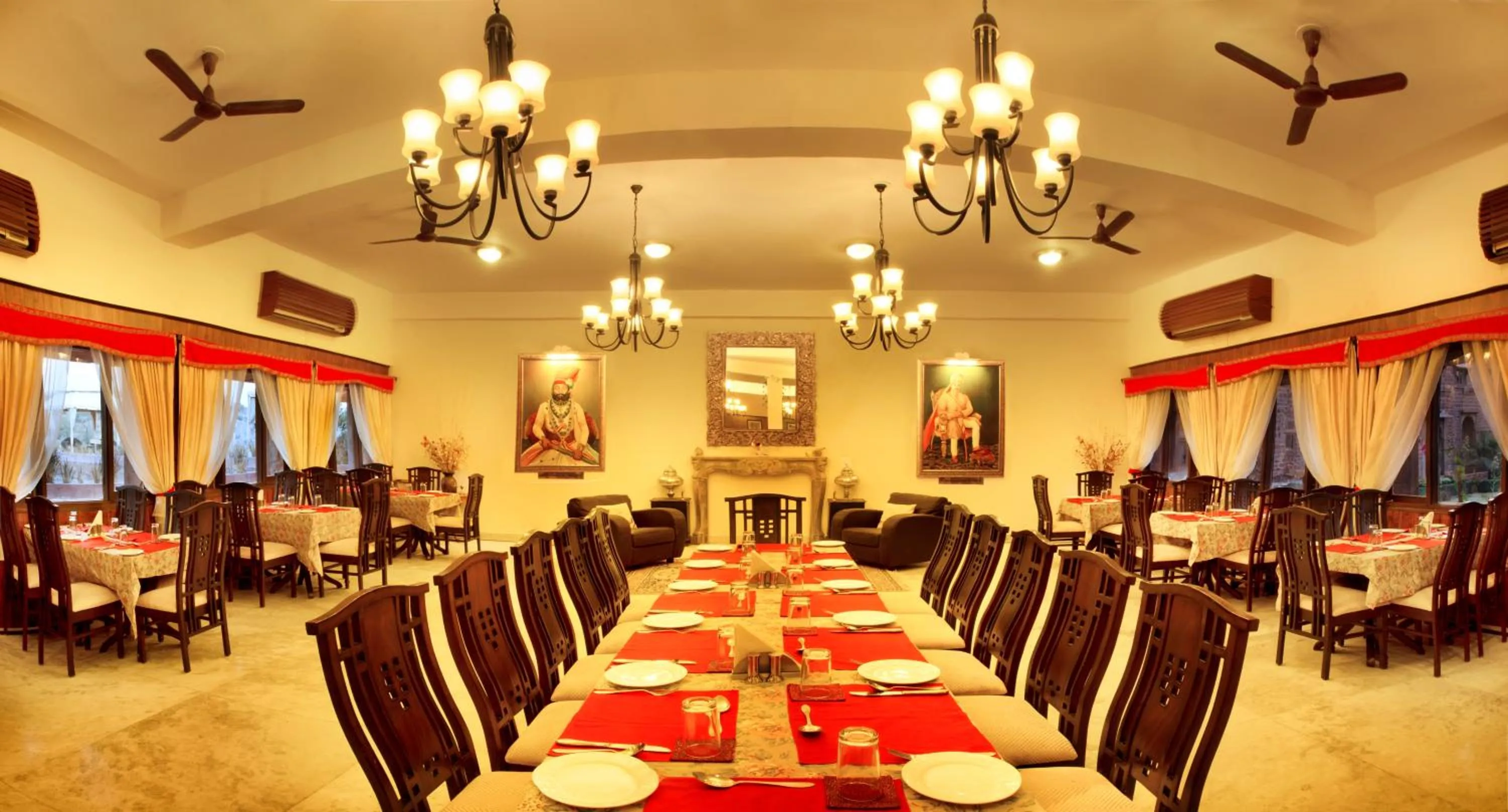 Restaurant/places to eat in Bijolai Palace - A Inde Hotel , Jodhpur