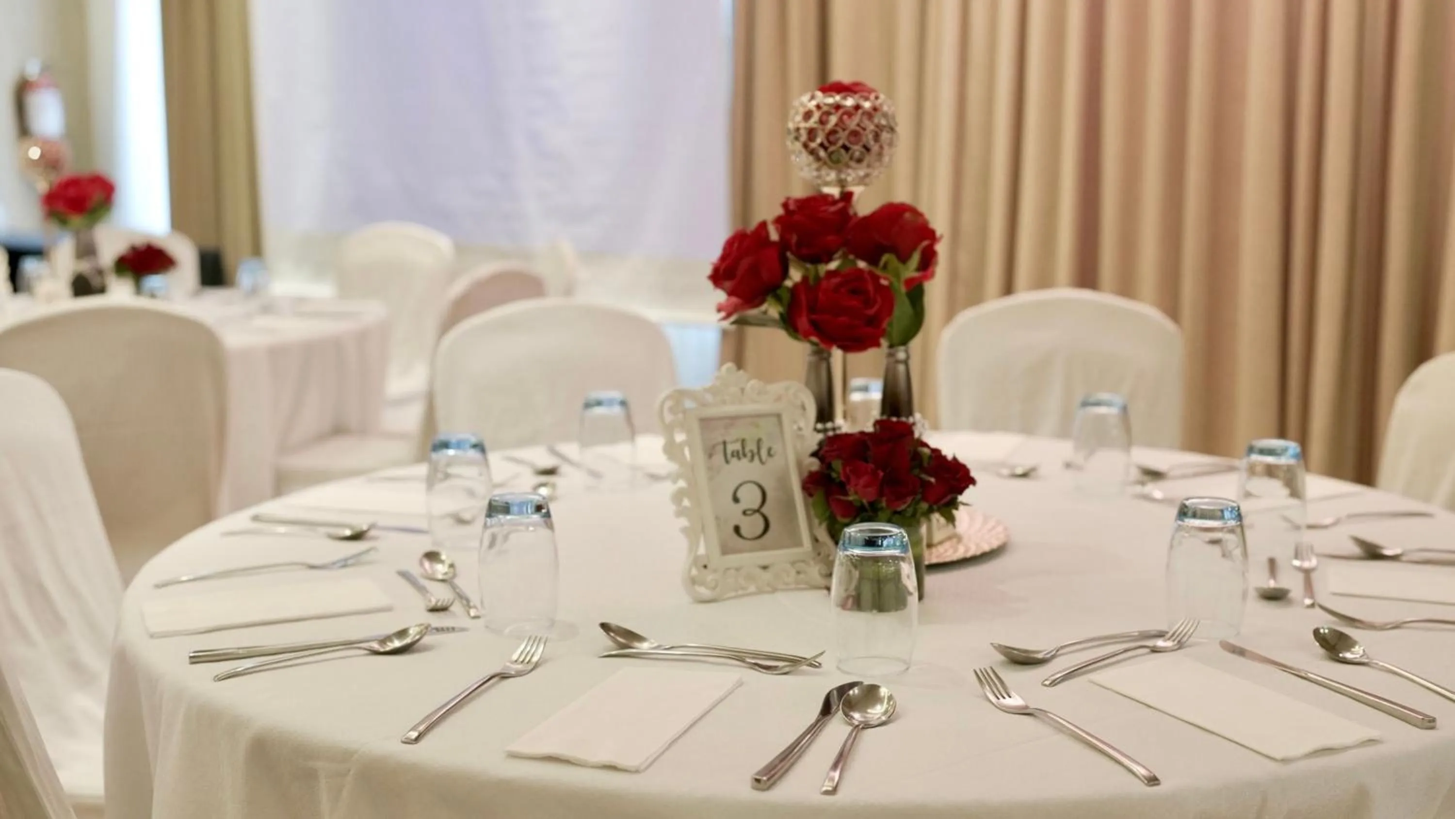 Meeting/conference room in Holiday Inn & Suites Makati by IHG