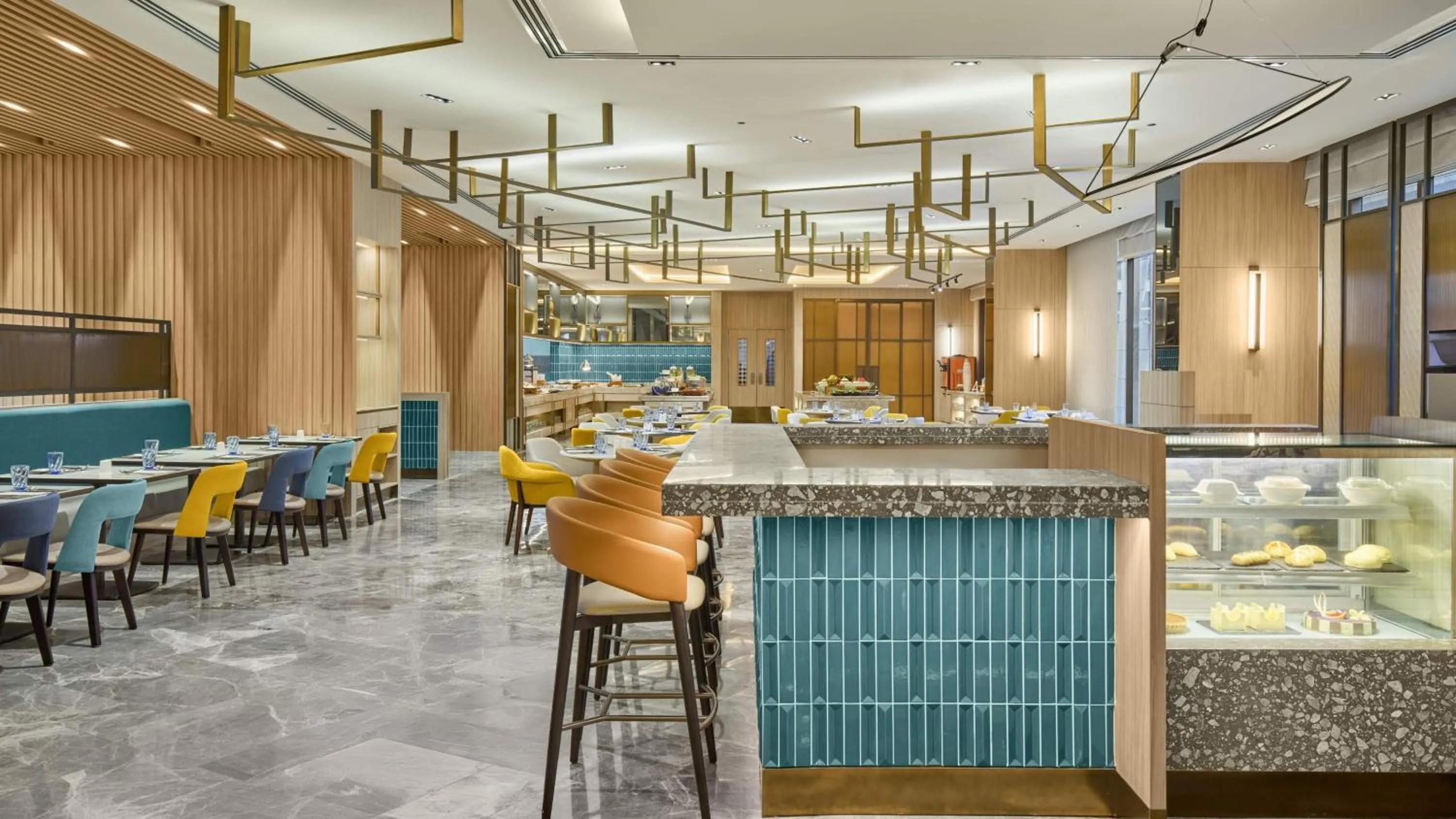 Restaurant/places to eat in Holiday Inn & Suites Makati by IHG