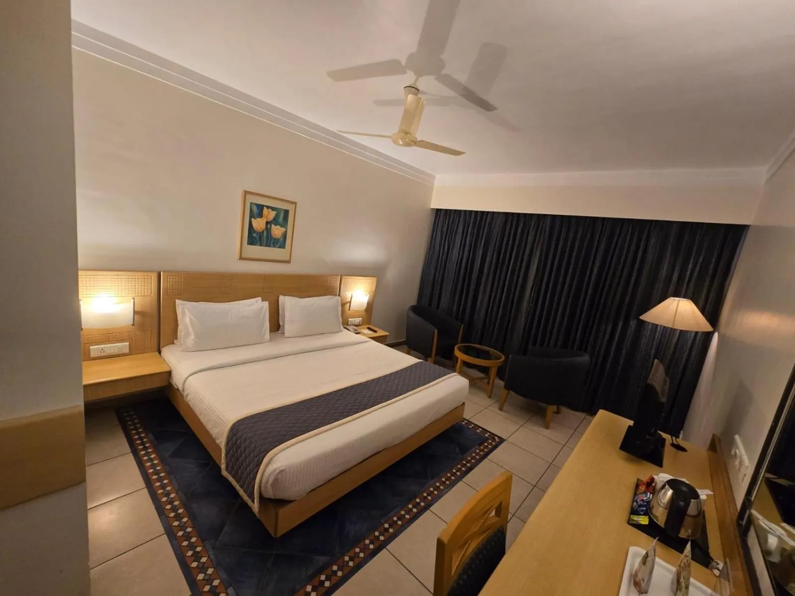 Bed in Harrisons Hotel