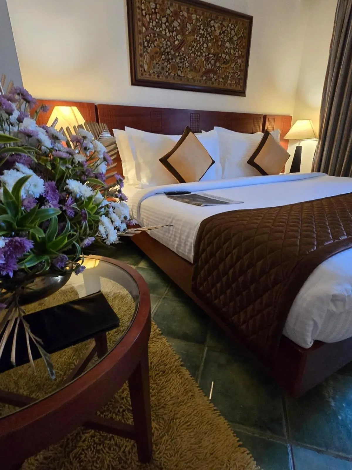 Bedroom, Bed in Harrisons Hotel