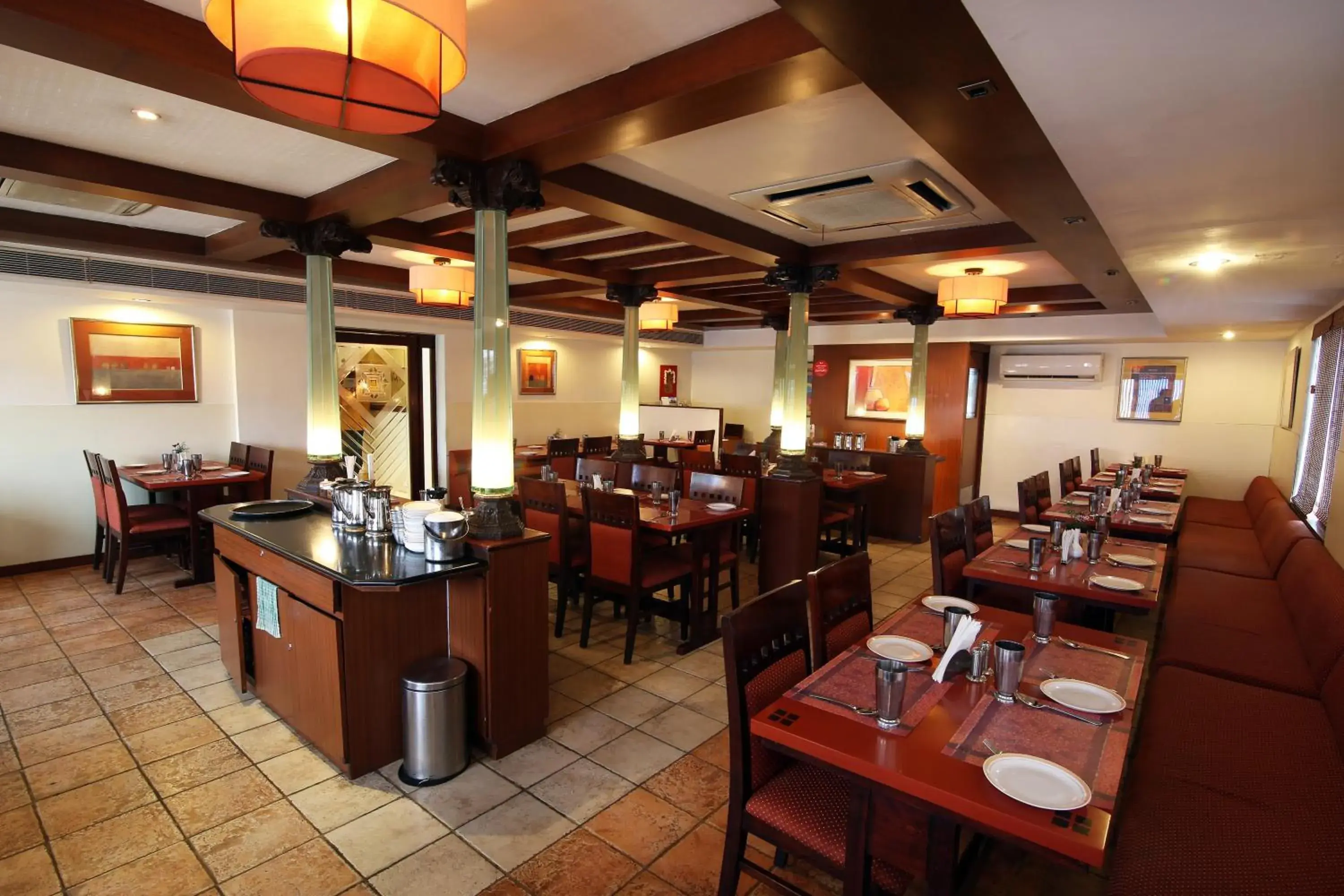 Restaurant/places to eat in Harrisons Hotel Restaurant/places to eat in Harrisons Hotel