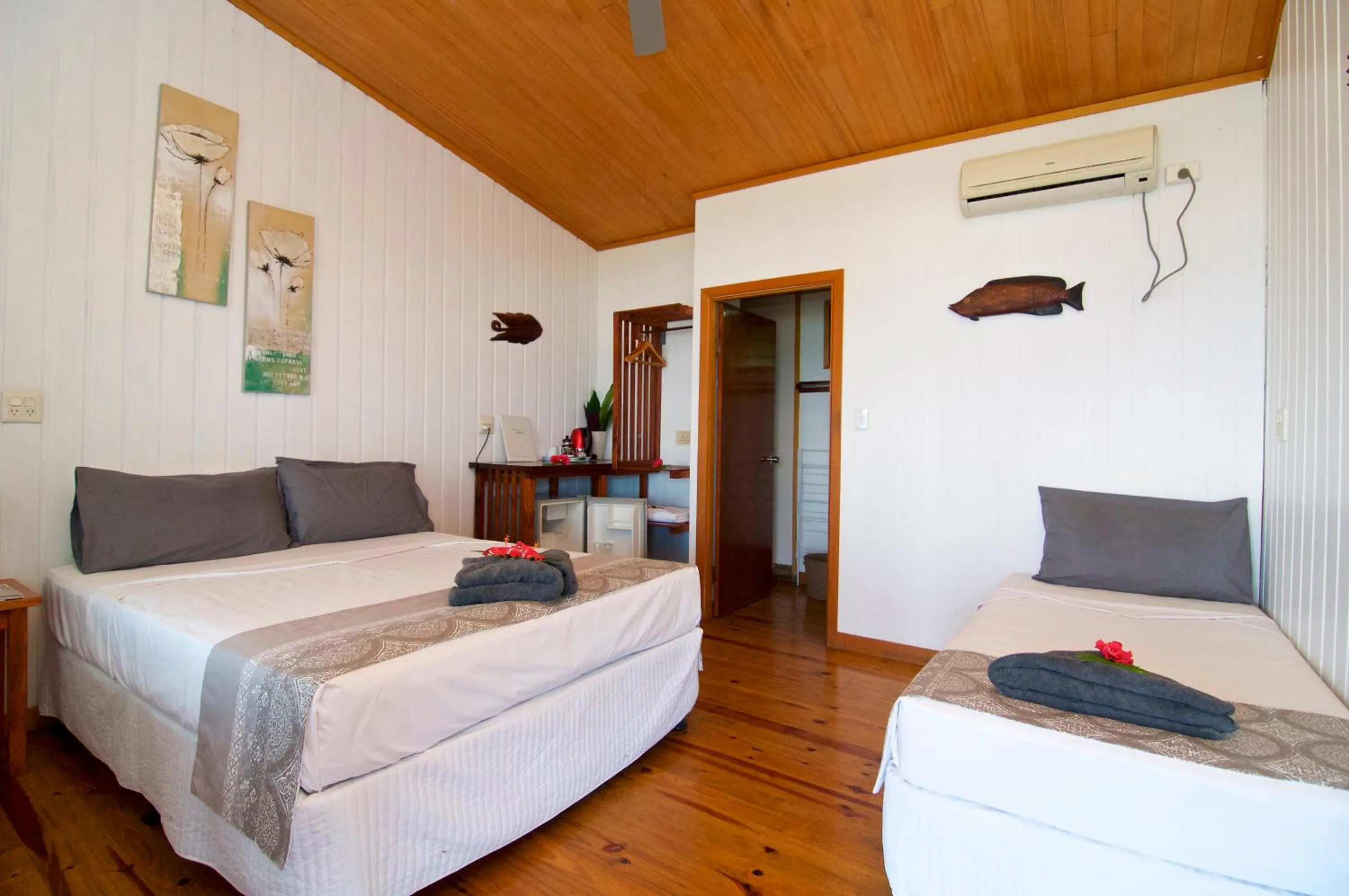 Bed in Deco Stop Lodge