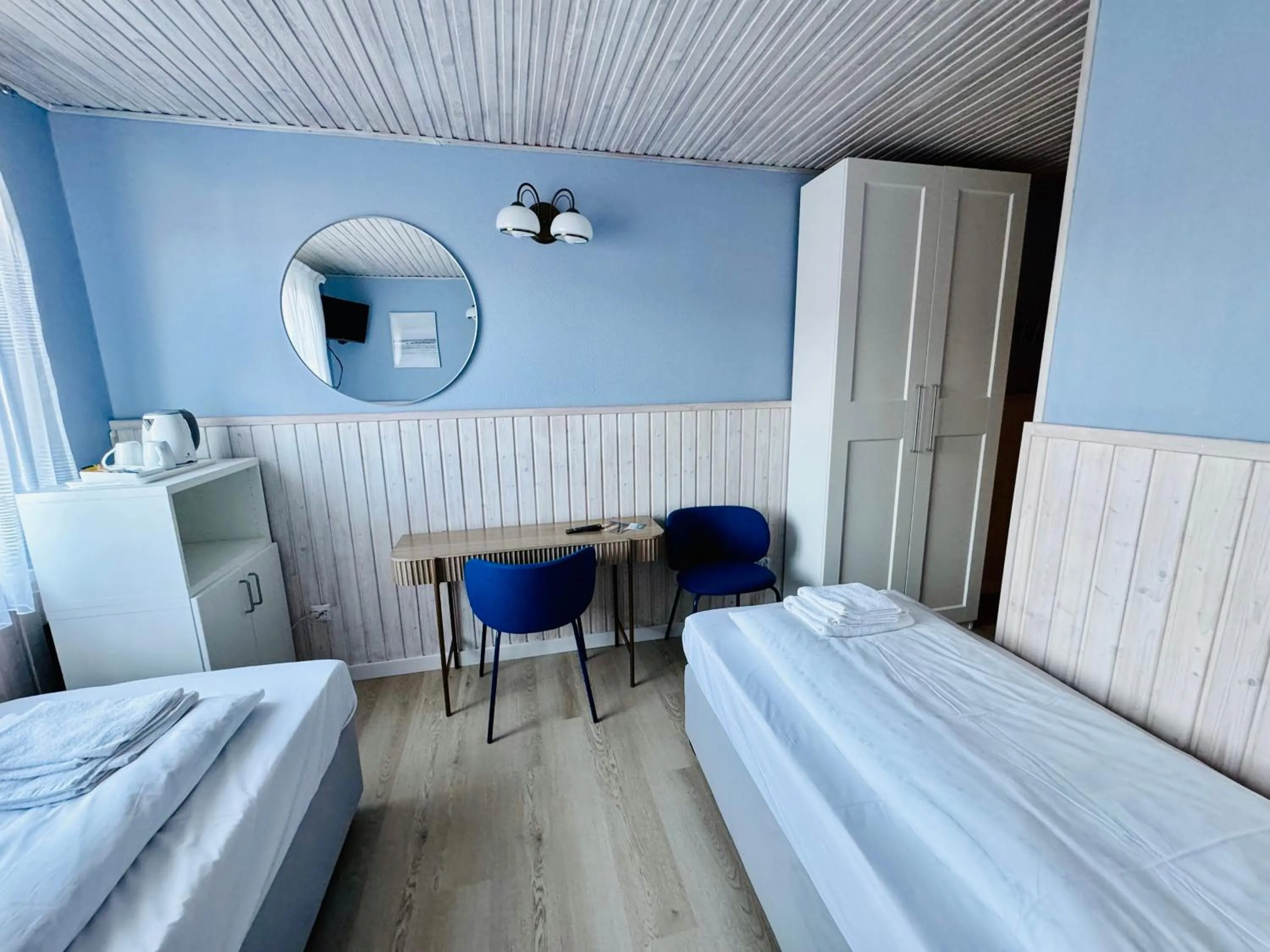 Bed in Willa Marlin
