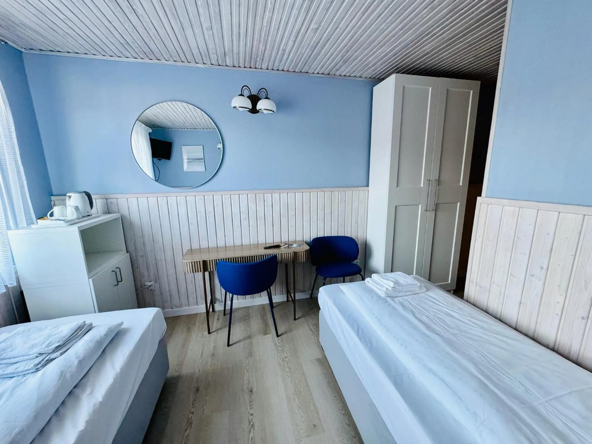 Bed in Willa Marlin