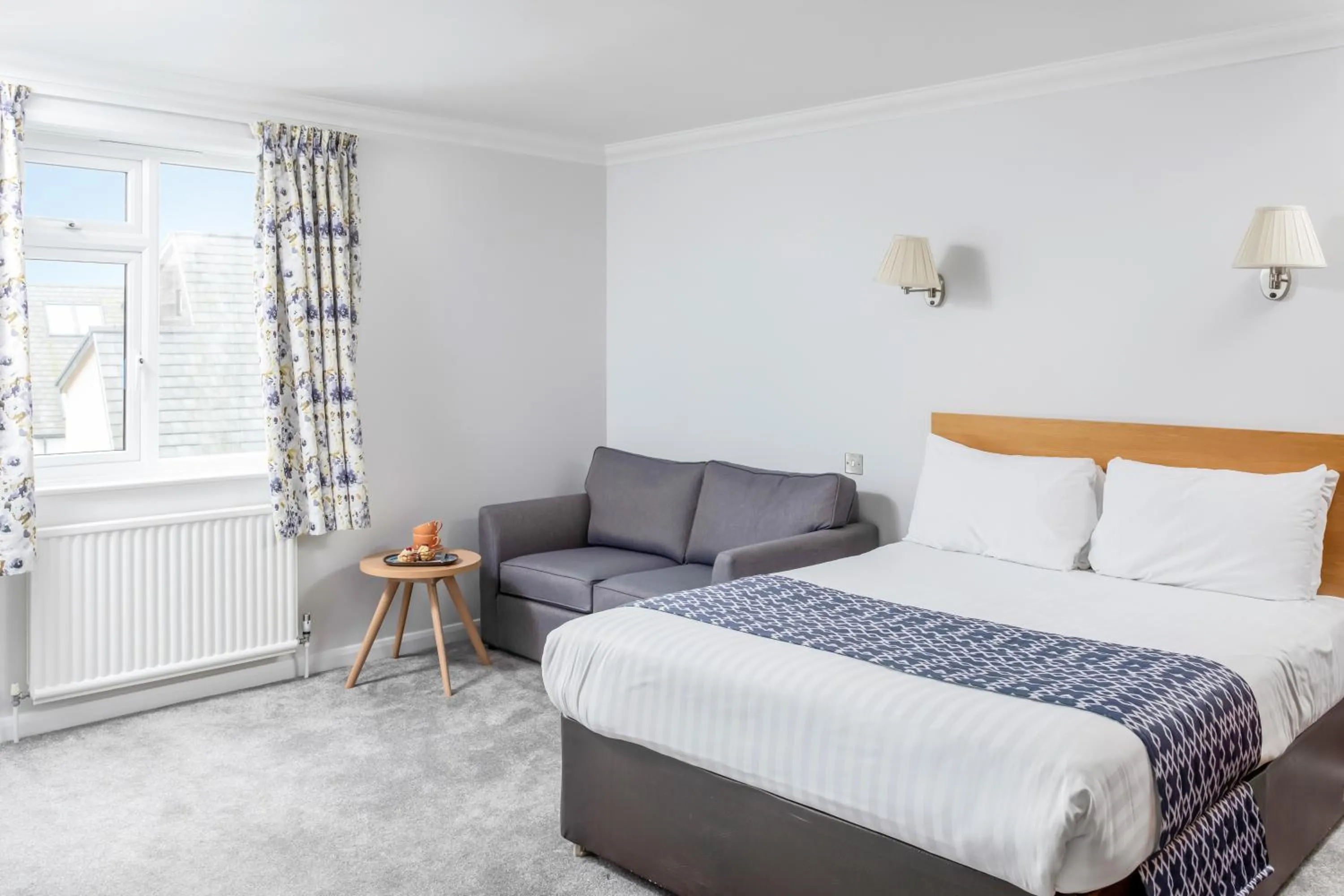 Bed in The Kilbirnie Hotel