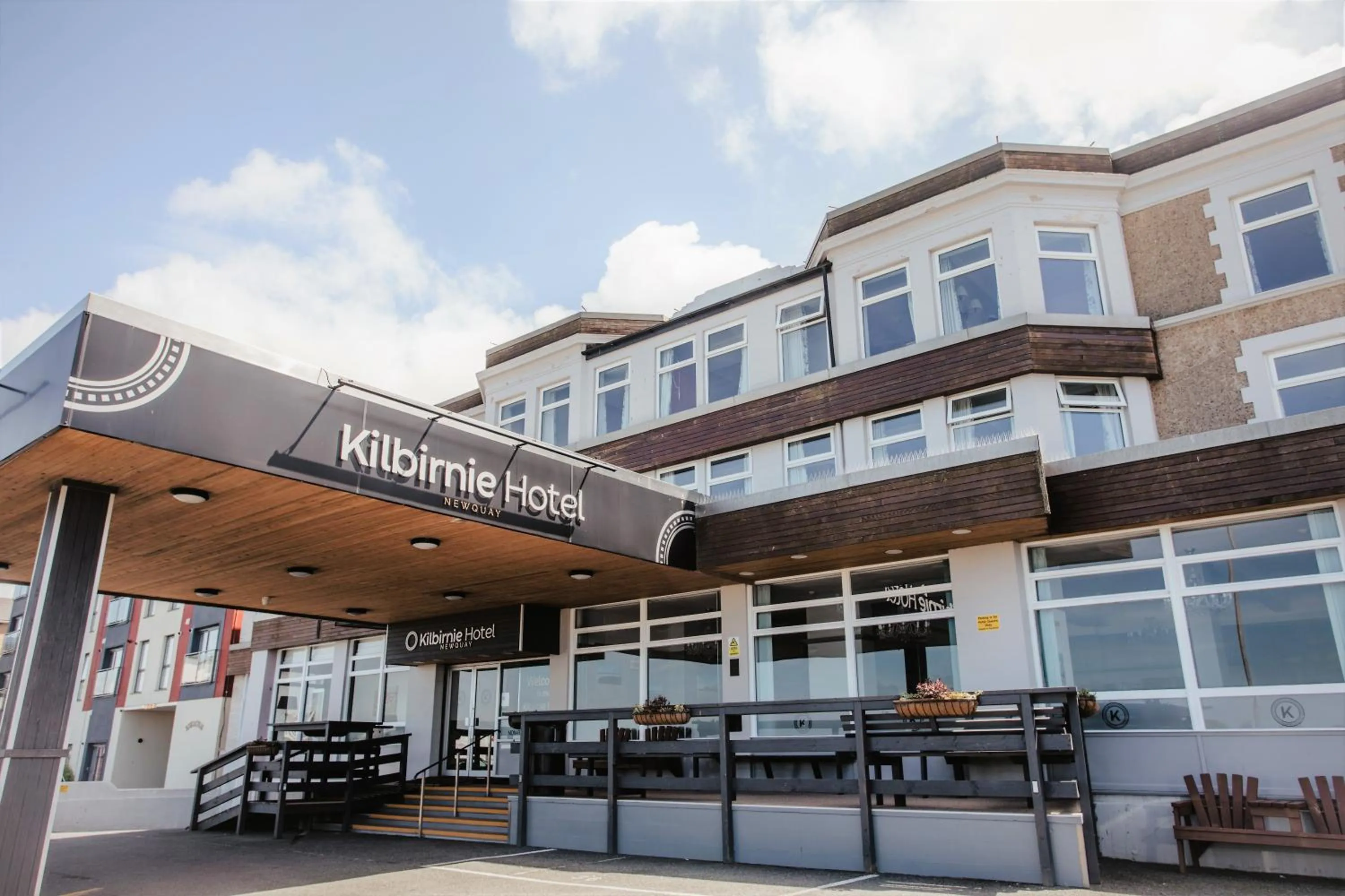Property building in The Kilbirnie Hotel
