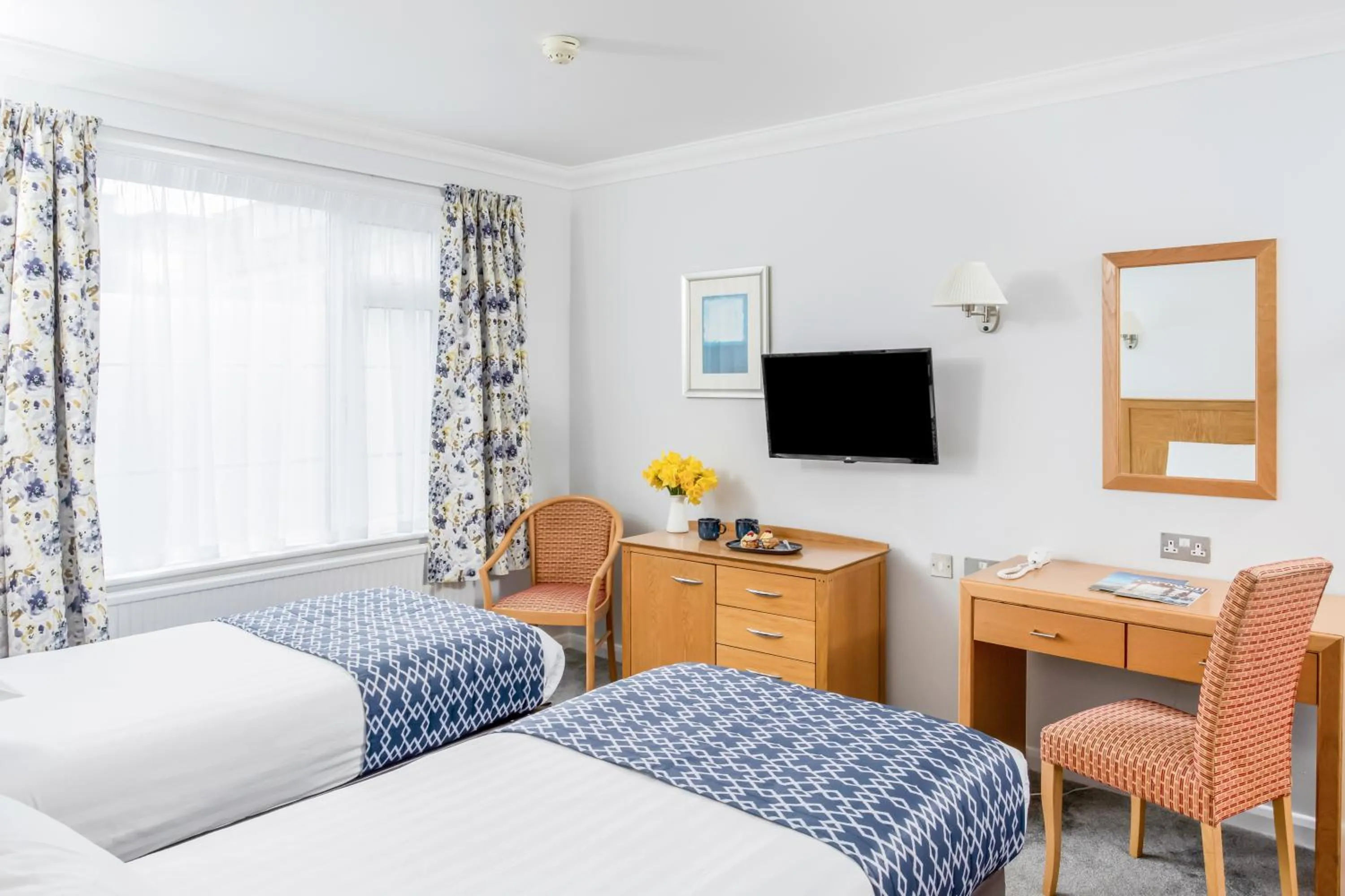 Bed in The Kilbirnie Hotel