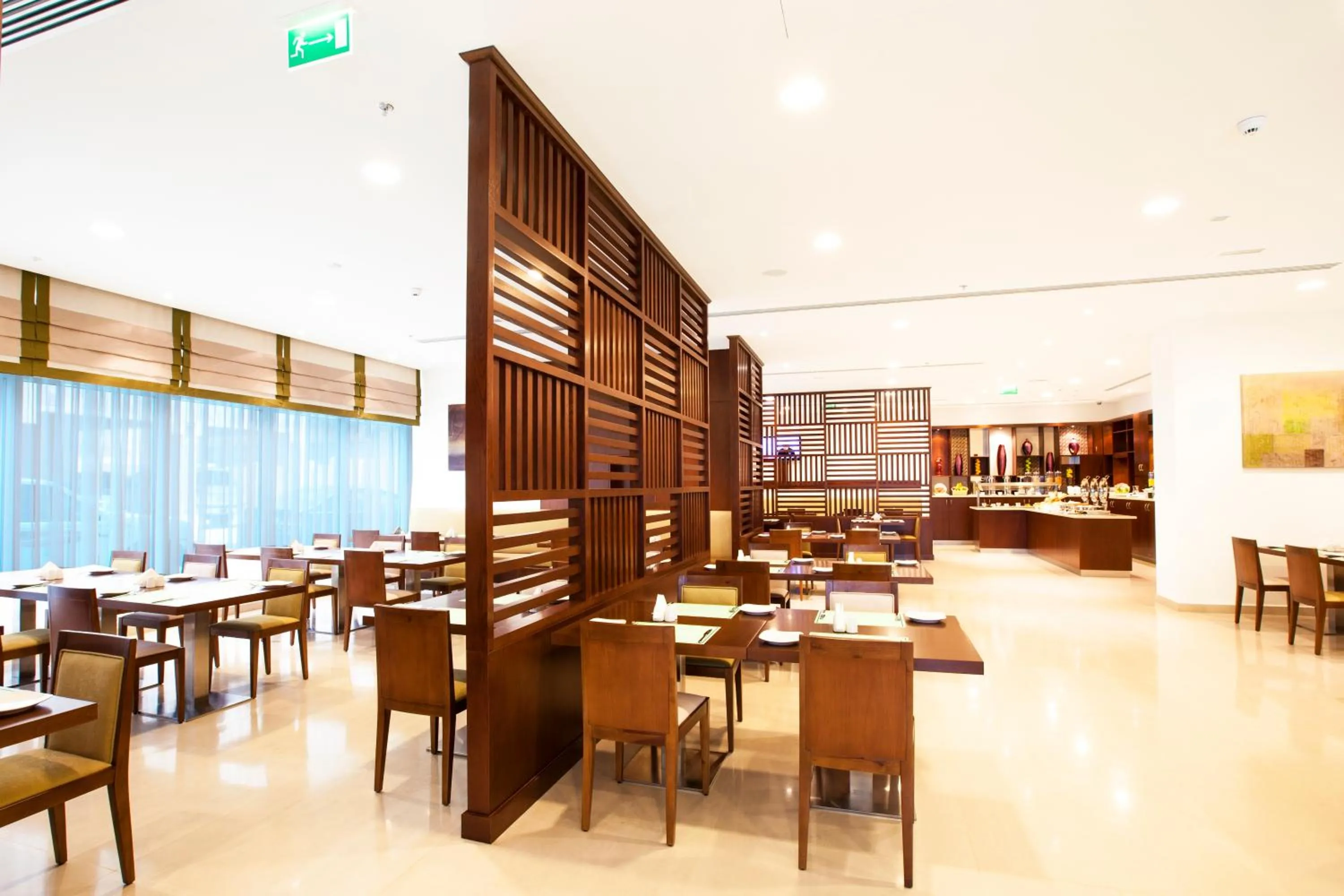 Restaurant/places to eat in Holiday Bahrain Hotel
