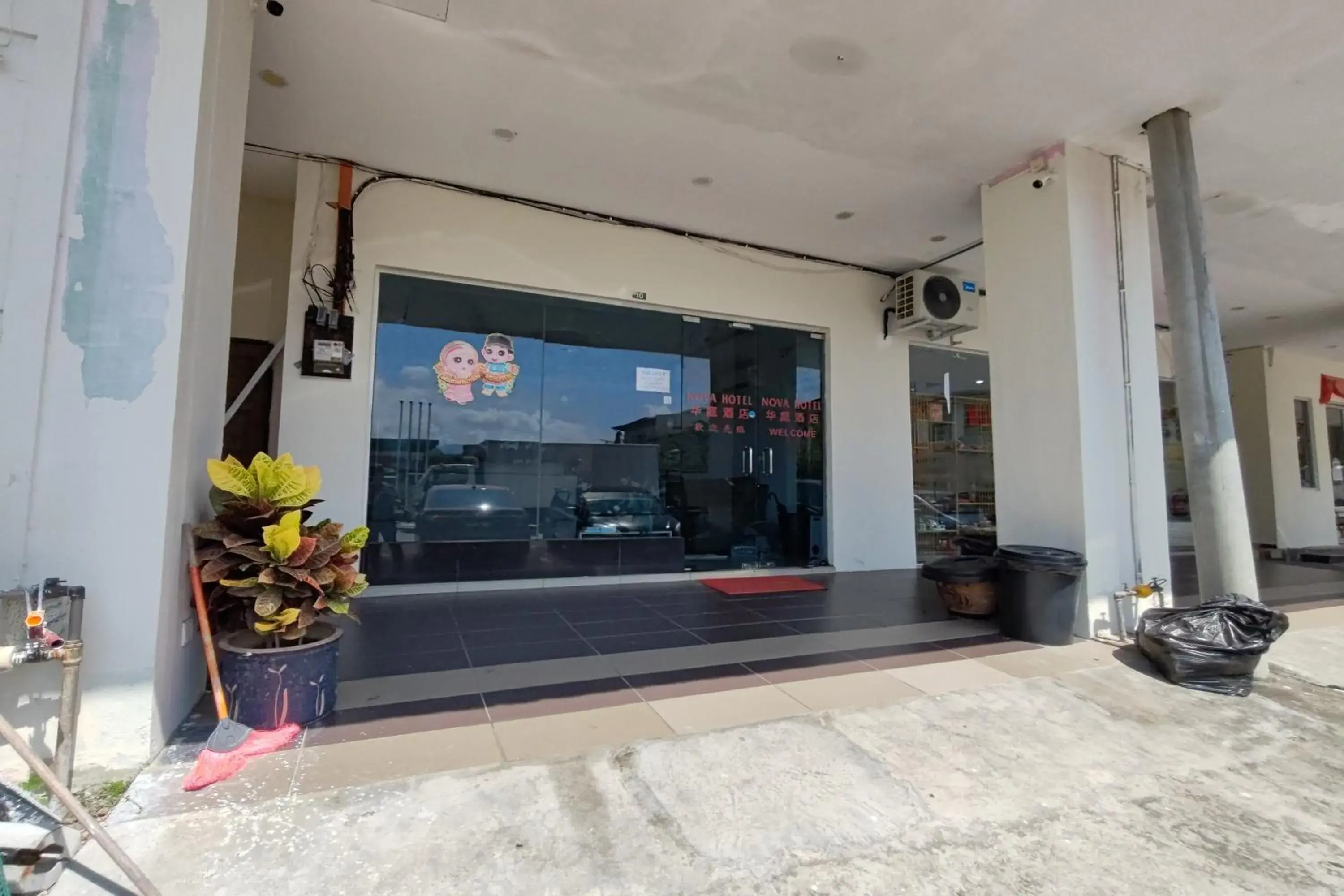 Facade/entrance in Nova Hotel, Ipoh Tambun Facade/entrance in Nova Hotel, Ipoh Tambun