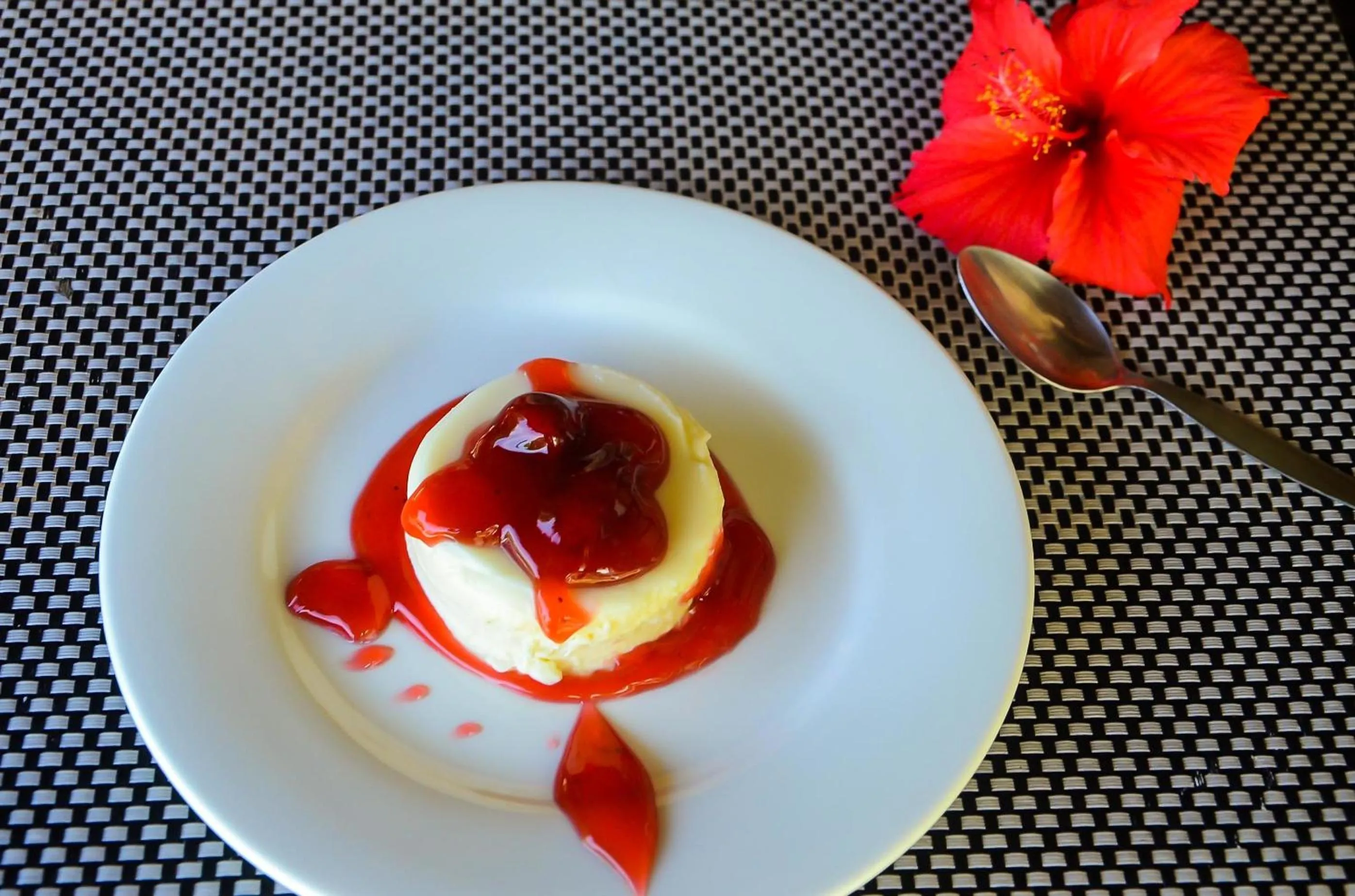 Food in Vanilla Sky Dive Resort