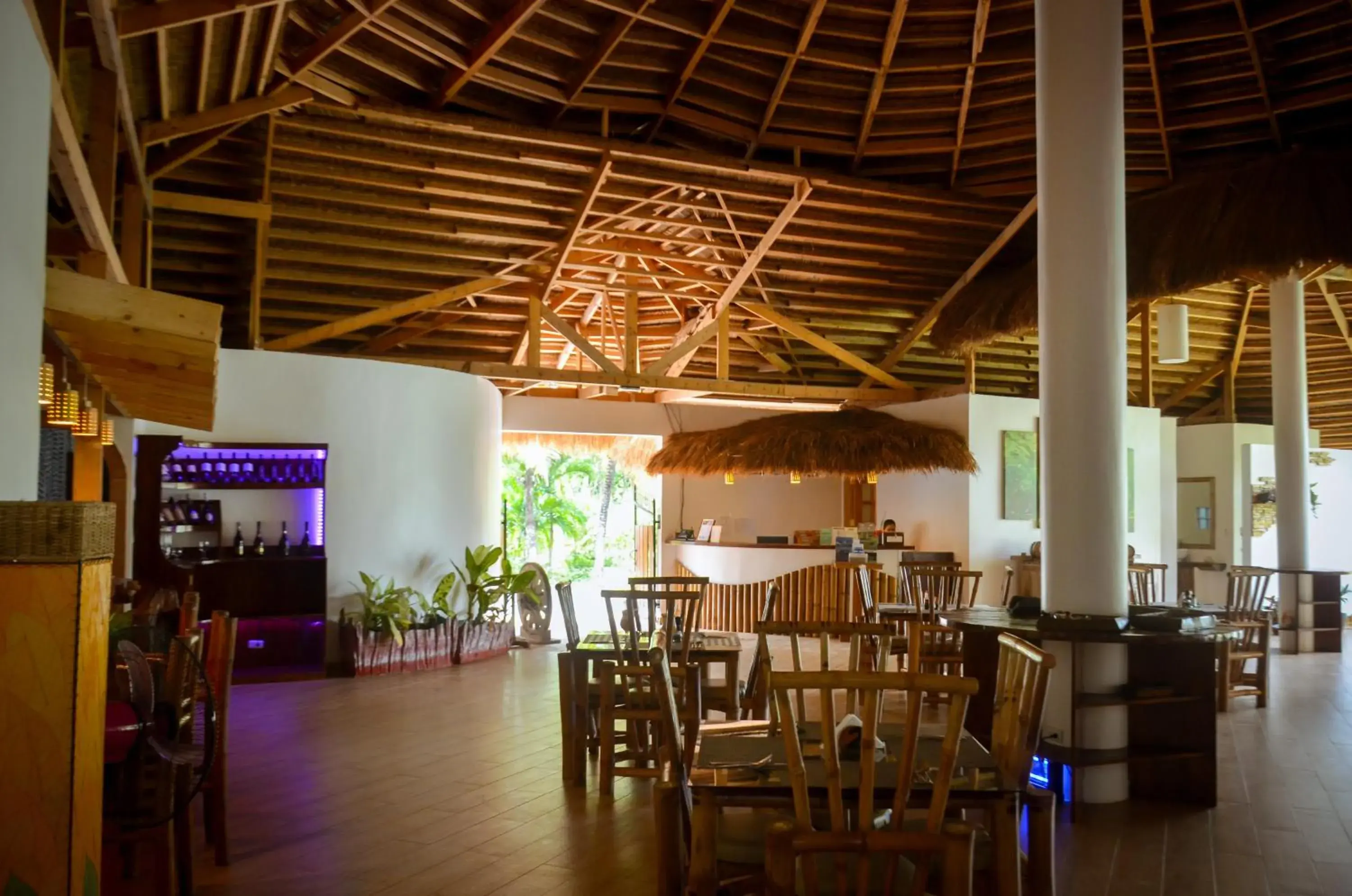 Restaurant/places to eat in Vanilla Sky Dive Resort Restaurant/places to eat in Vanilla Sky Dive Resort