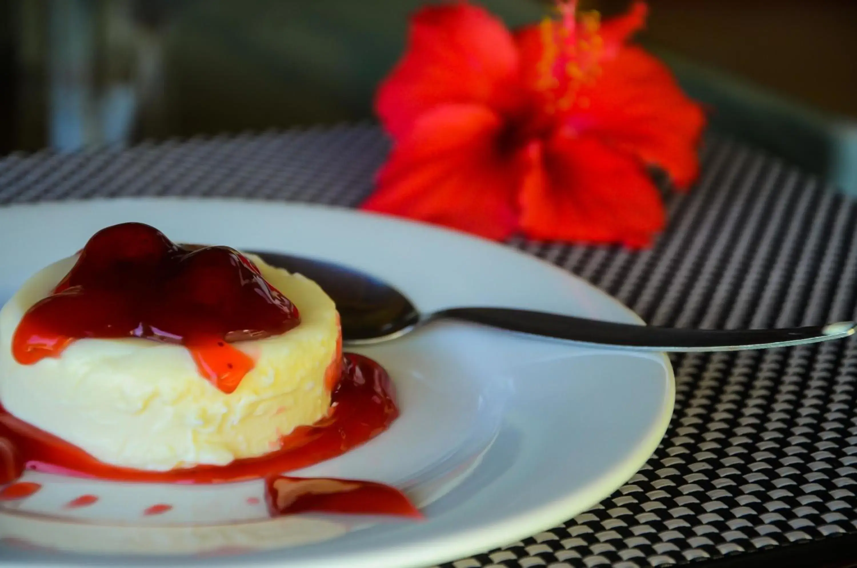 Food in Vanilla Sky Dive Resort Food in Vanilla Sky Dive Resort