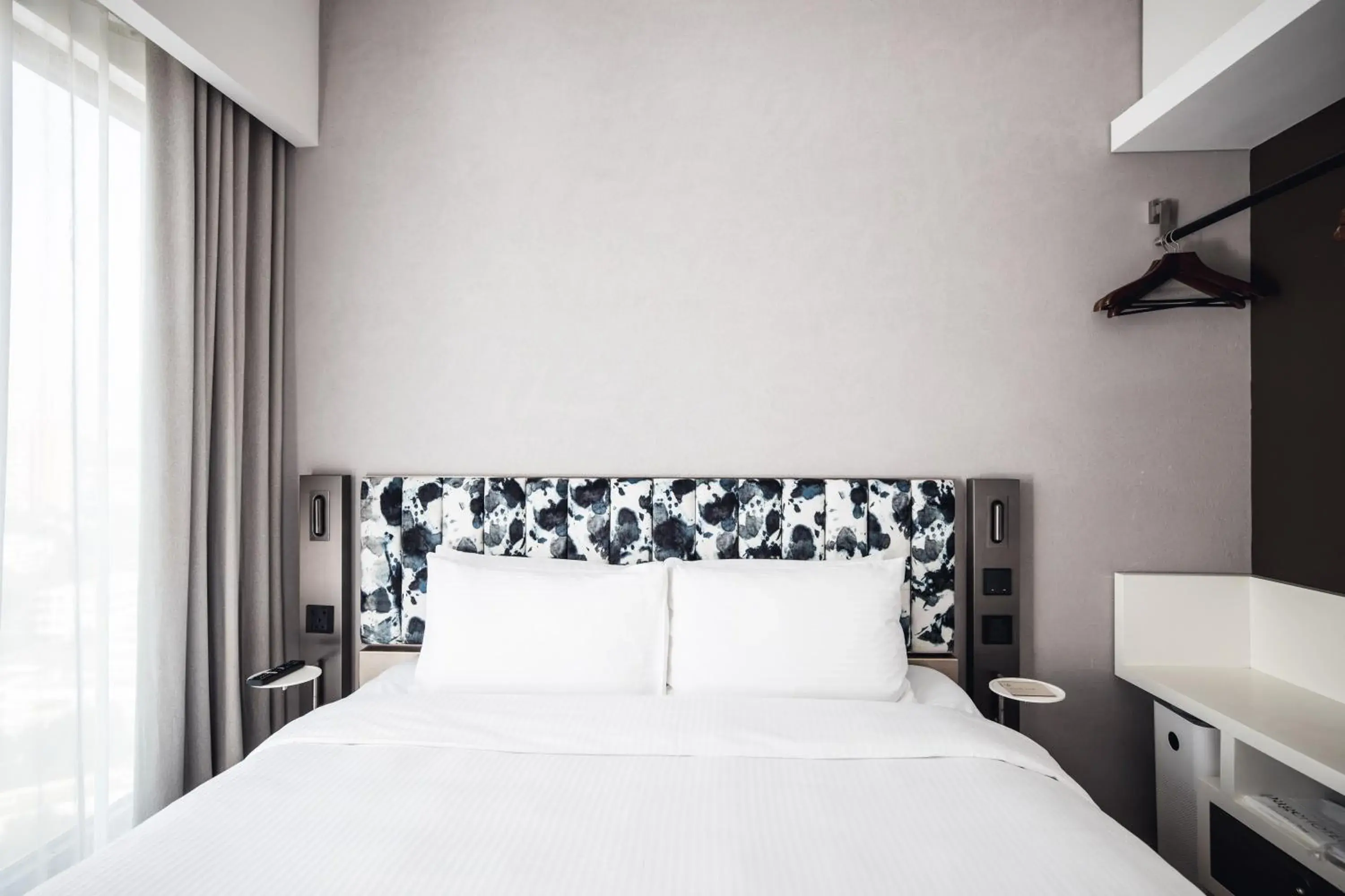 Deluxe King Greenery with Free 4G Pocket Wi-Fi Device in Page148, Page Hotels Deluxe King Greenery with Free 4G Pocket Wi-Fi Device in Page148, Page Hotels